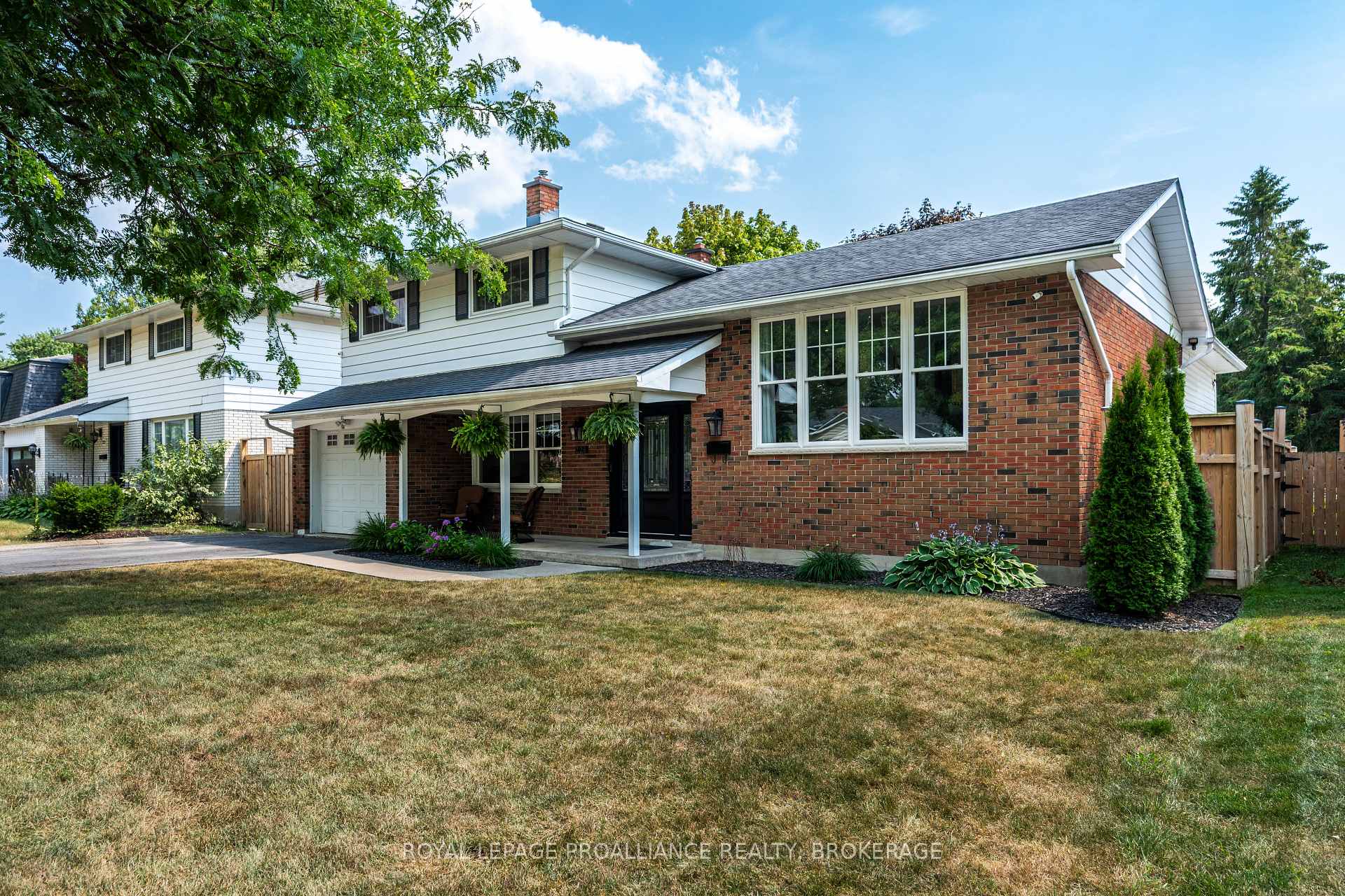 Photo 3 of 228 Glengarry Road, Kingston, West of Sir John A. Blvd — HOMEH
