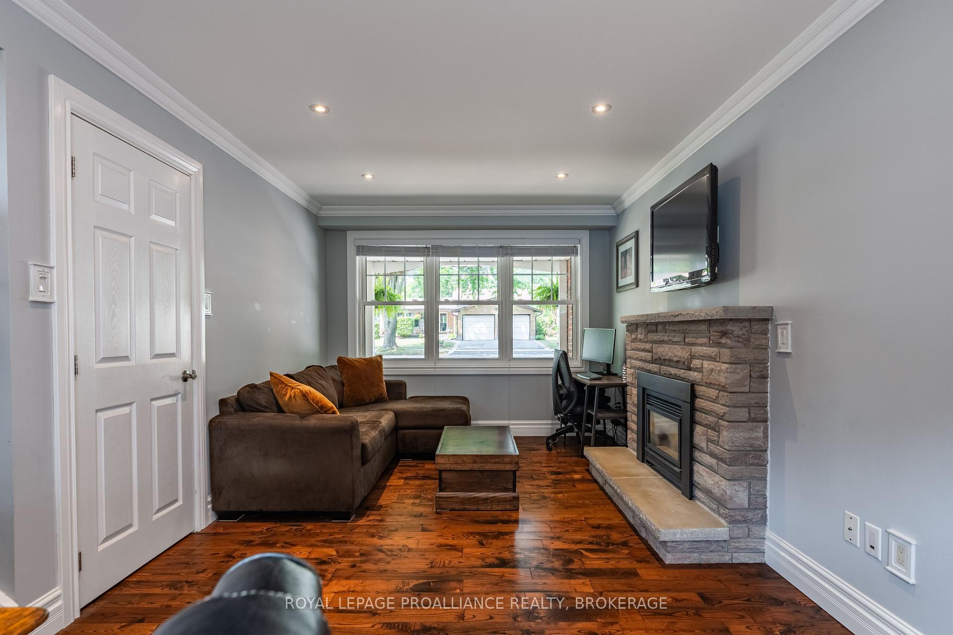 Photo 22 of 228 Glengarry Road, Kingston, West of Sir John A. Blvd — HOMEH