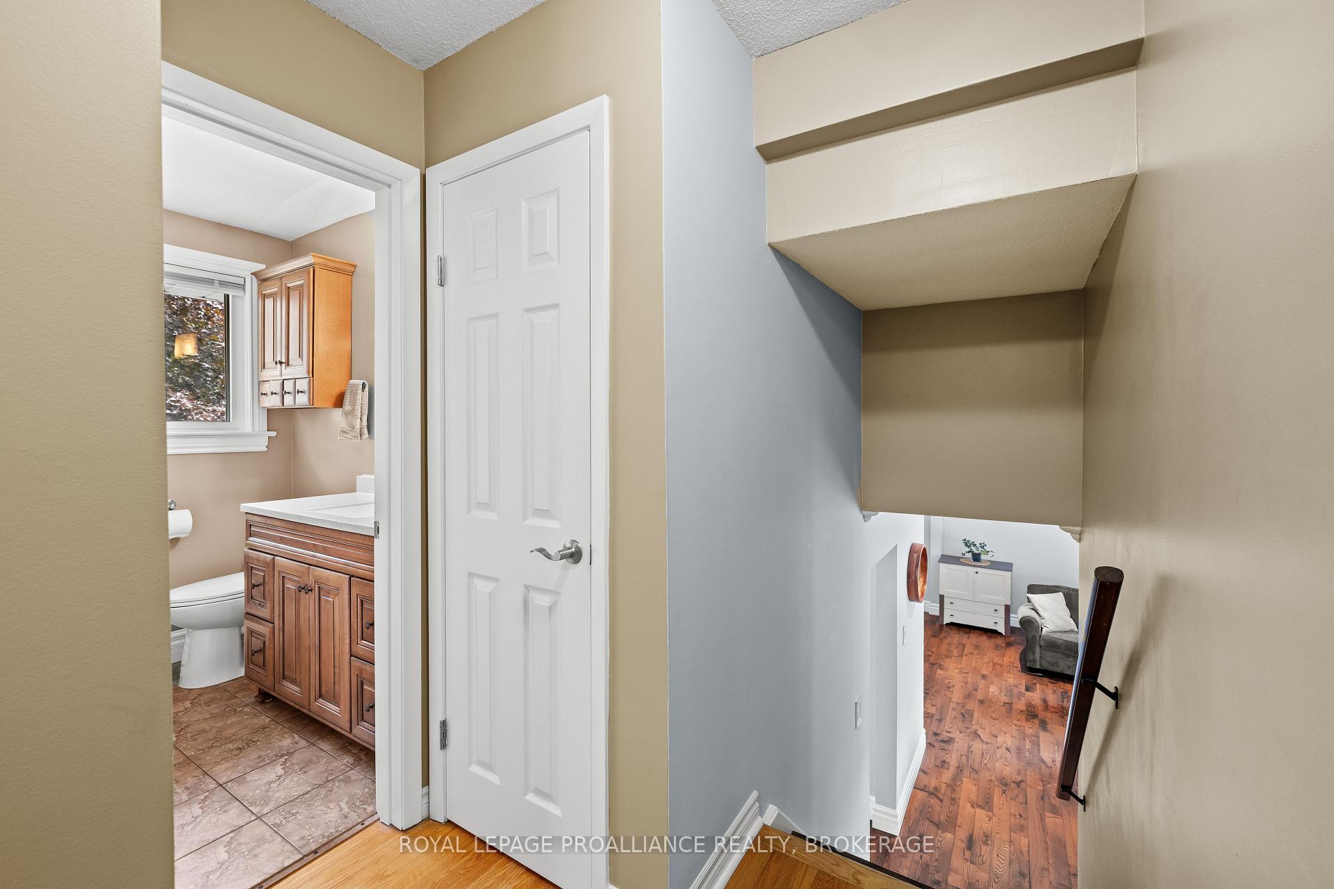 Photo 27 of 228 Glengarry Road, Kingston, West of Sir John A. Blvd — HOMEH