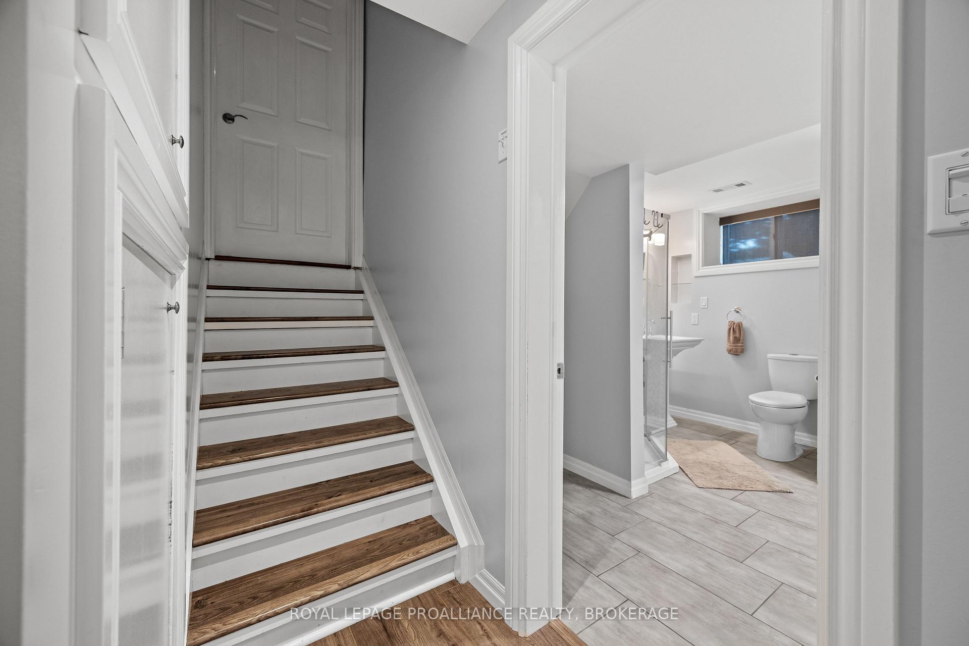 Photo 39 of 228 Glengarry Road, Kingston, West of Sir John A. Blvd — HOMEH