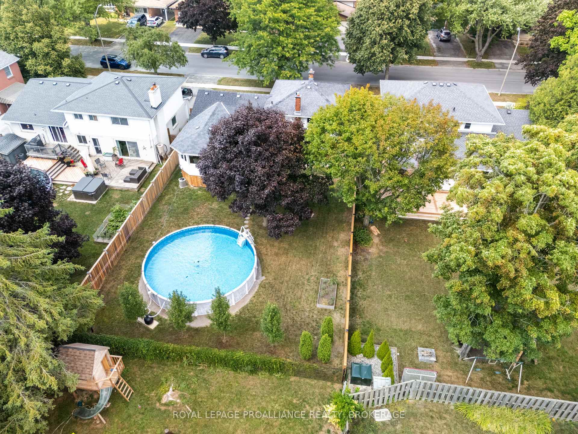 Photo 48 of 228 Glengarry Road, Kingston, West of Sir John A. Blvd — HOMEH