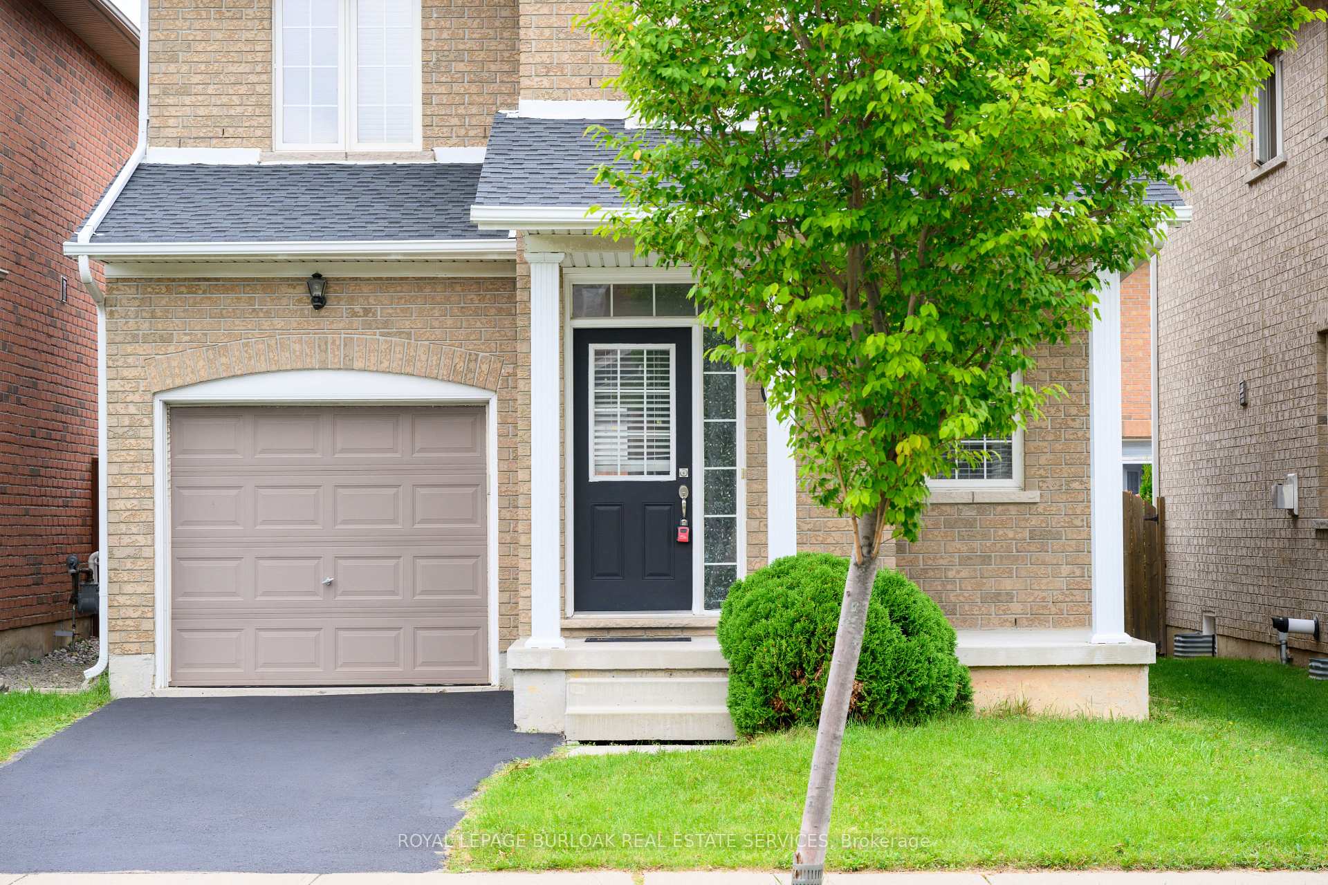 Photo 4 of 26 Springstead Avenue, Hamilton, Winona Park — HOMEH