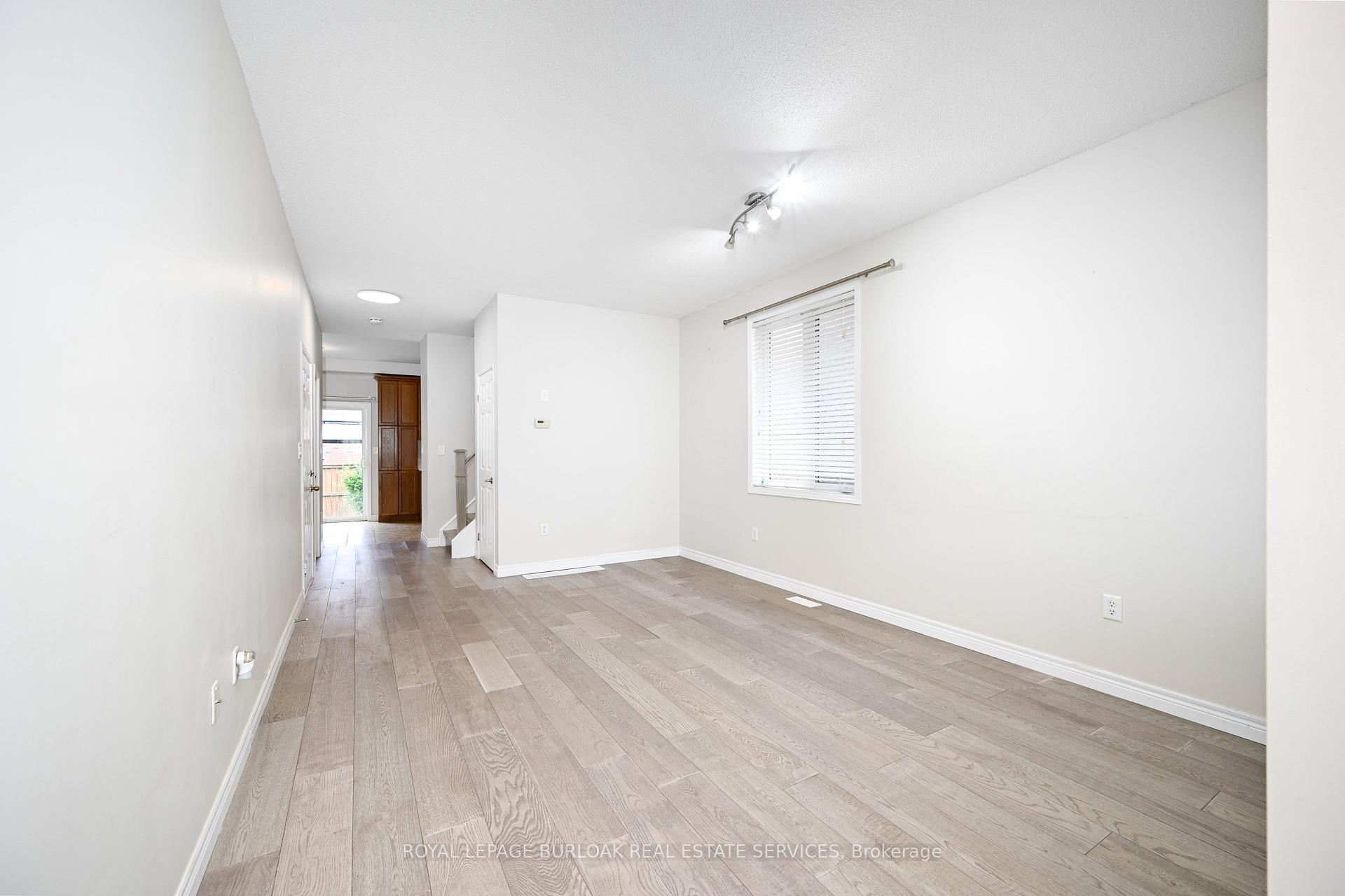 Photo 7 of 26 Springstead Avenue, Hamilton, Winona Park — HOMEH