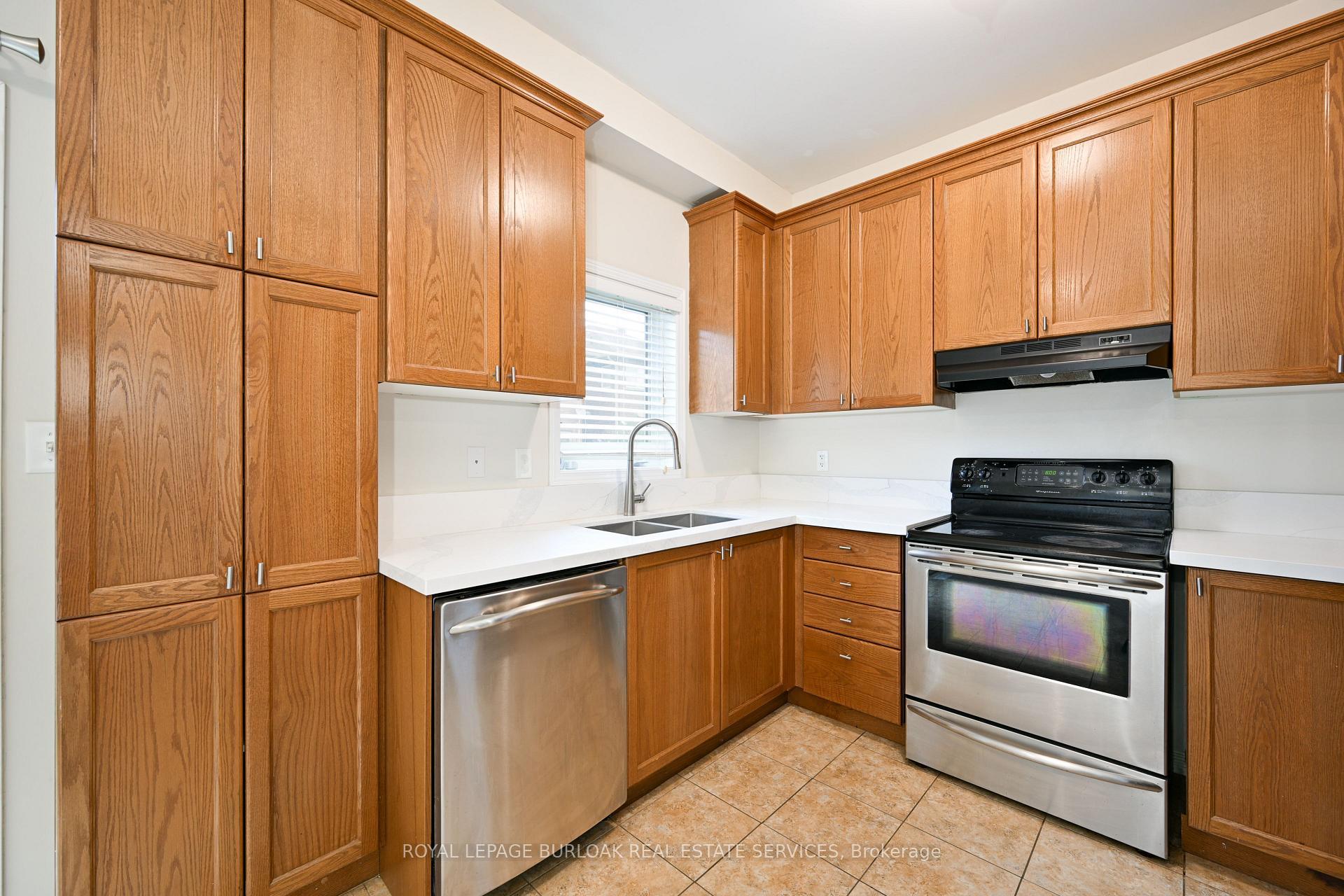 Photo 12 of 26 Springstead Avenue, Hamilton, Winona Park — HOMEH