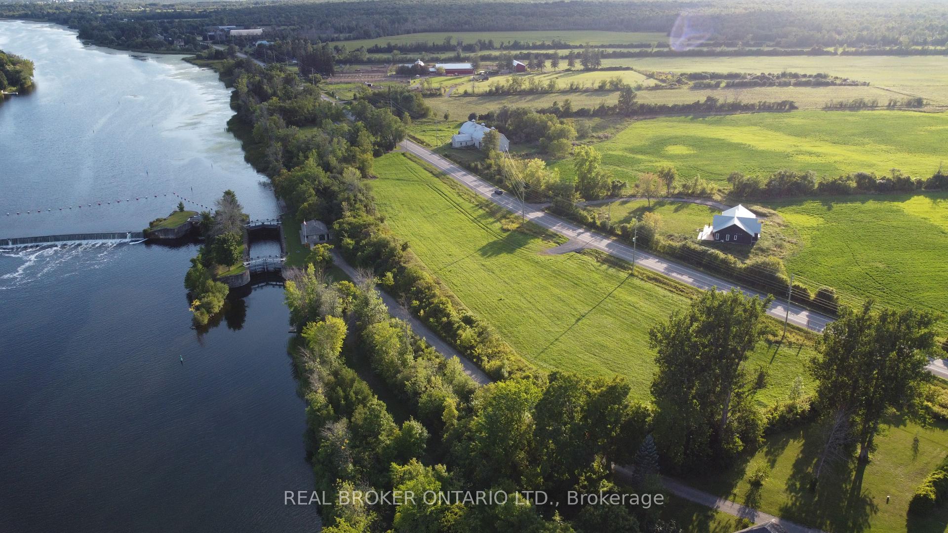 Photo 10 of 515 Heritage Drive, Montague, Montague Twp — HOMEH