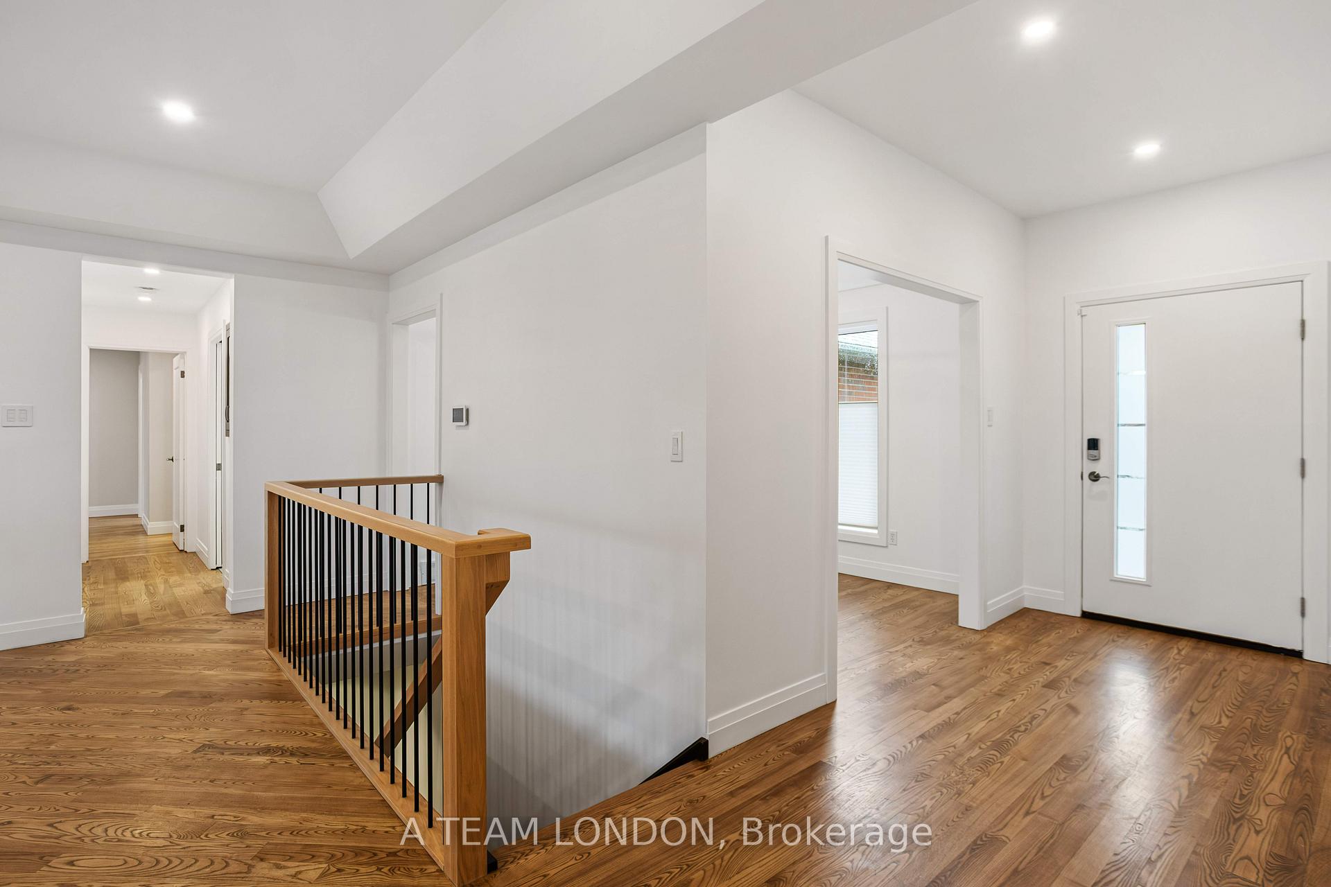 Photo 6 of 61 Stephen Moore Road Drive, Middlesex Centre, Kilworth — HOMEH