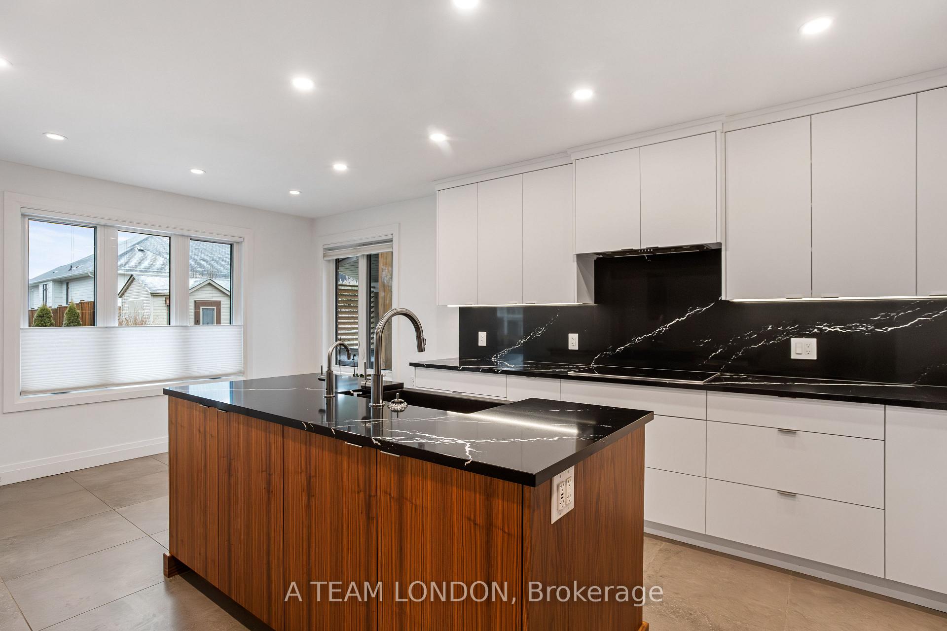 Photo 11 of 61 Stephen Moore Road Drive, Middlesex Centre, Kilworth — HOMEH