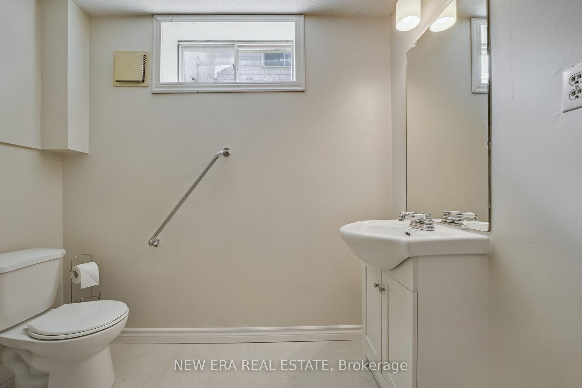 Photo 31 of 3 Envoy Boulevard, Hamilton, Stoney Creek — HOMEH
