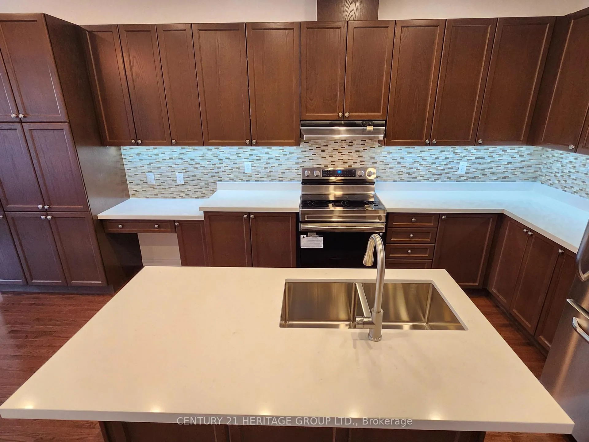 Photo 16 of 13 McLaughlin Avenue, Milton, Willmott — HOMEH
