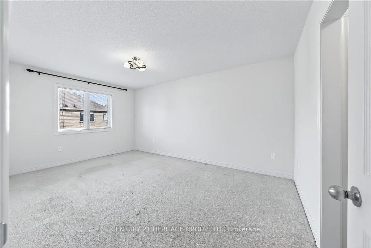 Photo 22 of 13 McLaughlin Avenue, Milton, Willmott — HOMEH