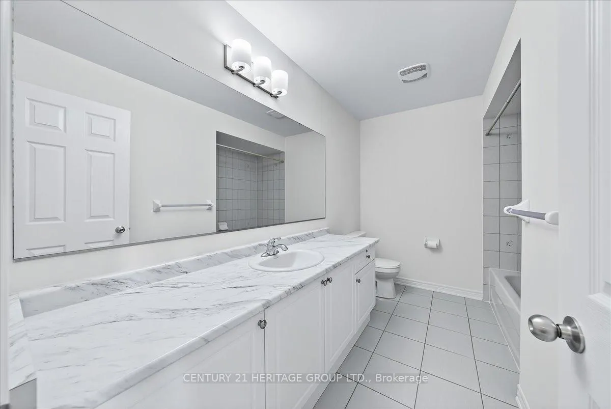 Photo 33 of 13 McLaughlin Avenue, Milton, Willmott — HOMEH