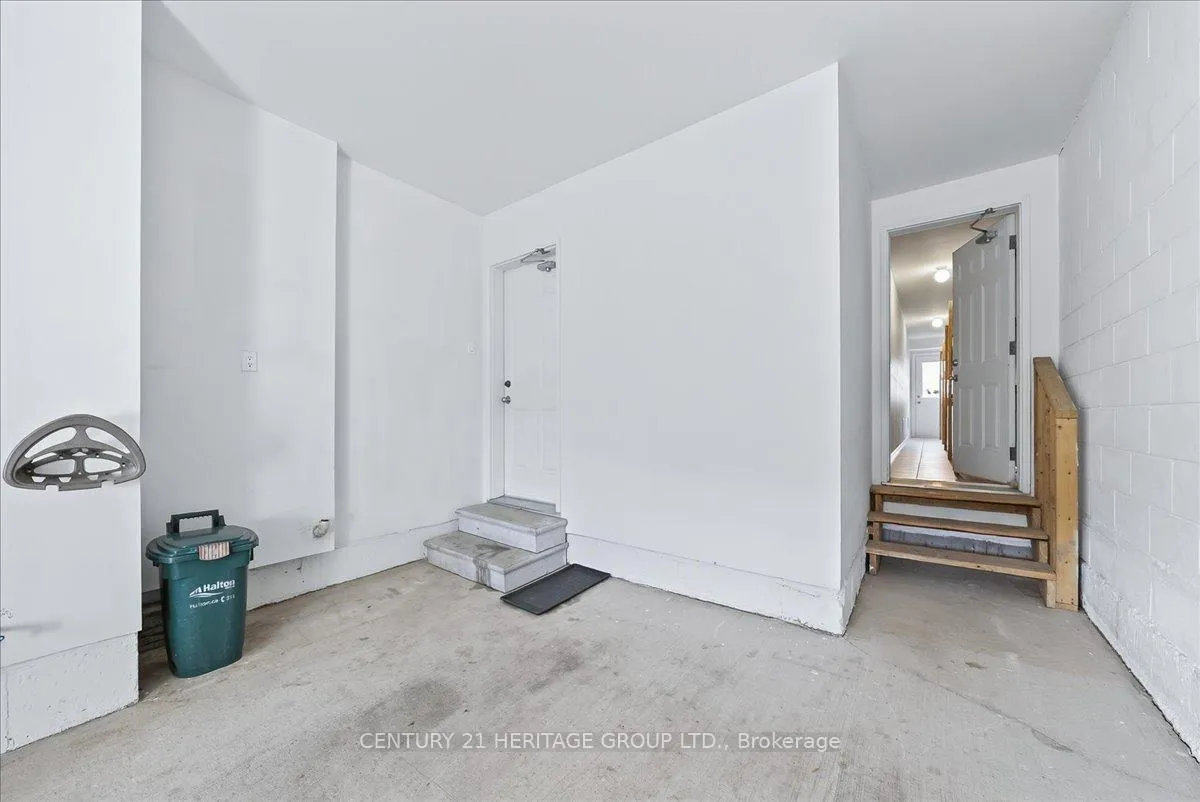 Photo 42 of 13 McLaughlin Avenue, Milton, Willmott — HOMEH