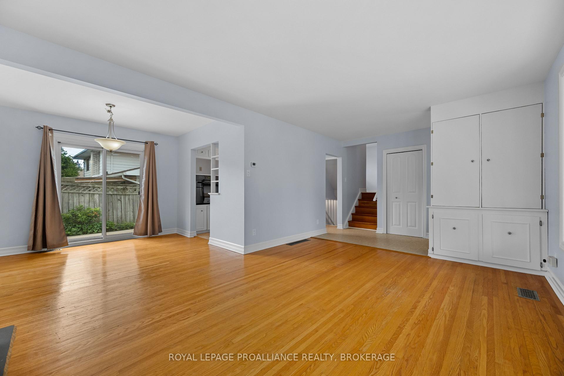 Photo 8 of 350 Norman Rogers Drive, Kingston, Central City West — HOMEH