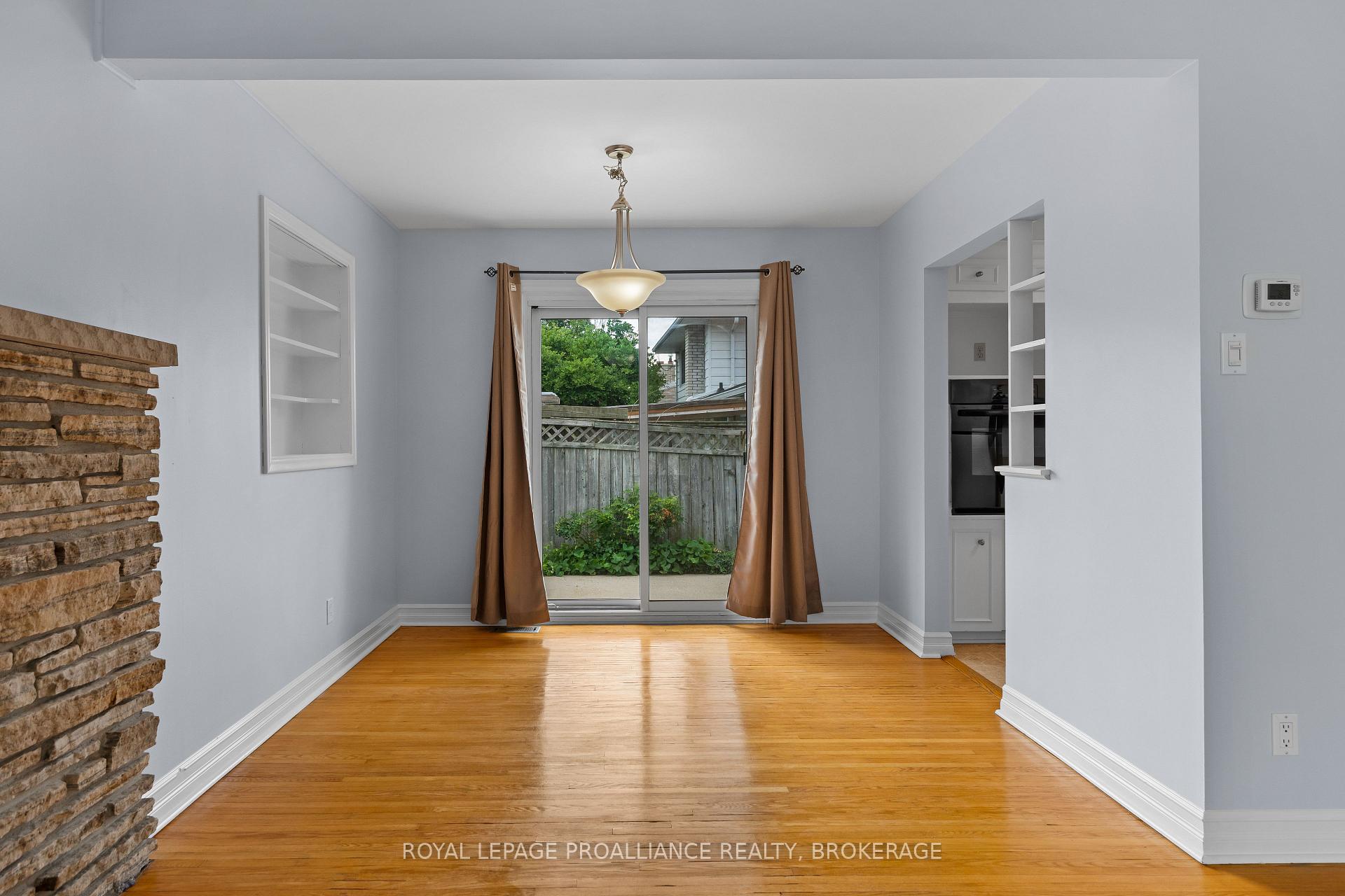 Photo 10 of 350 Norman Rogers Drive, Kingston, Central City West — HOMEH