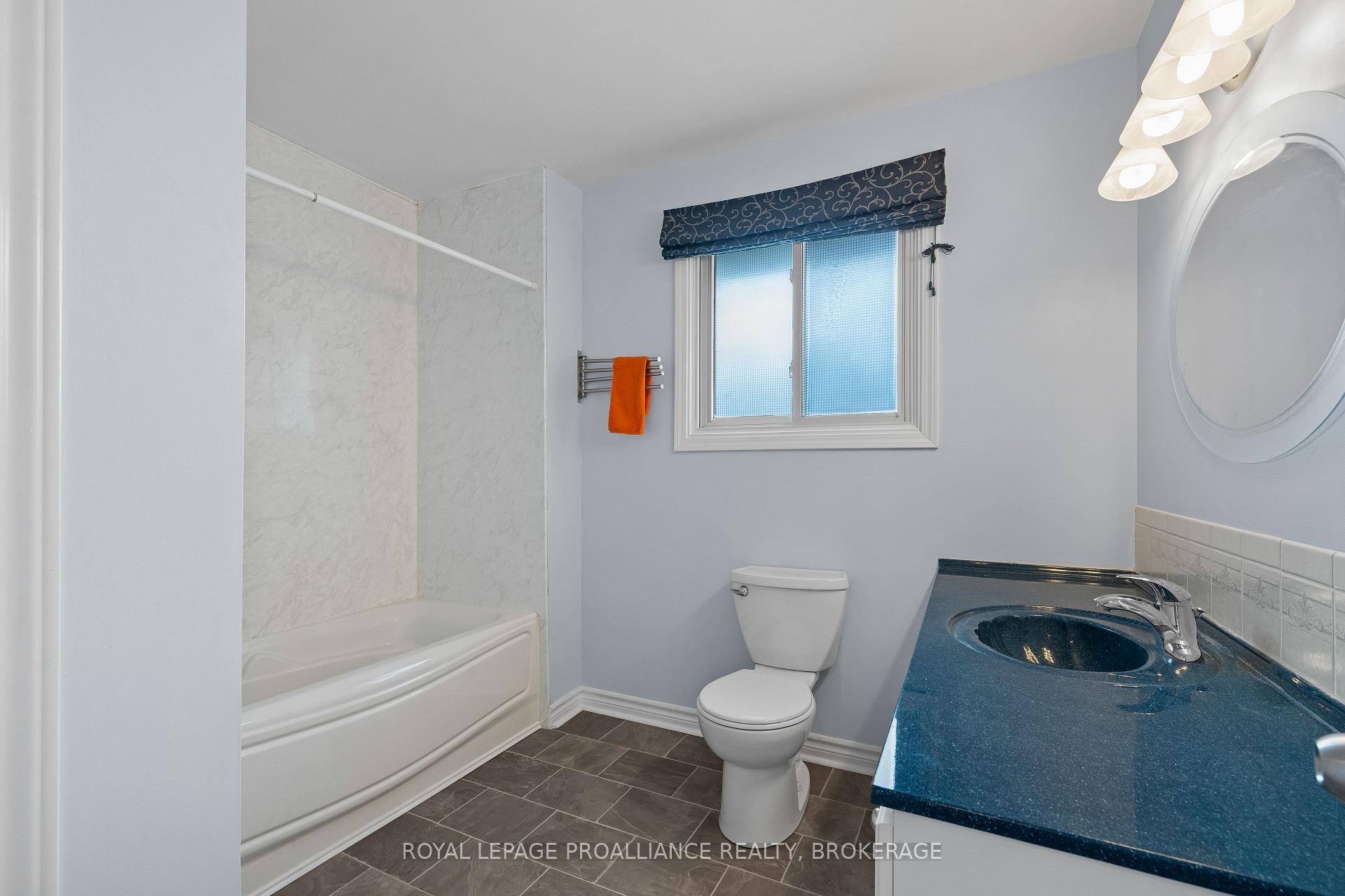 Photo 17 of 350 Norman Rogers Drive, Kingston, Central City West — HOMEH