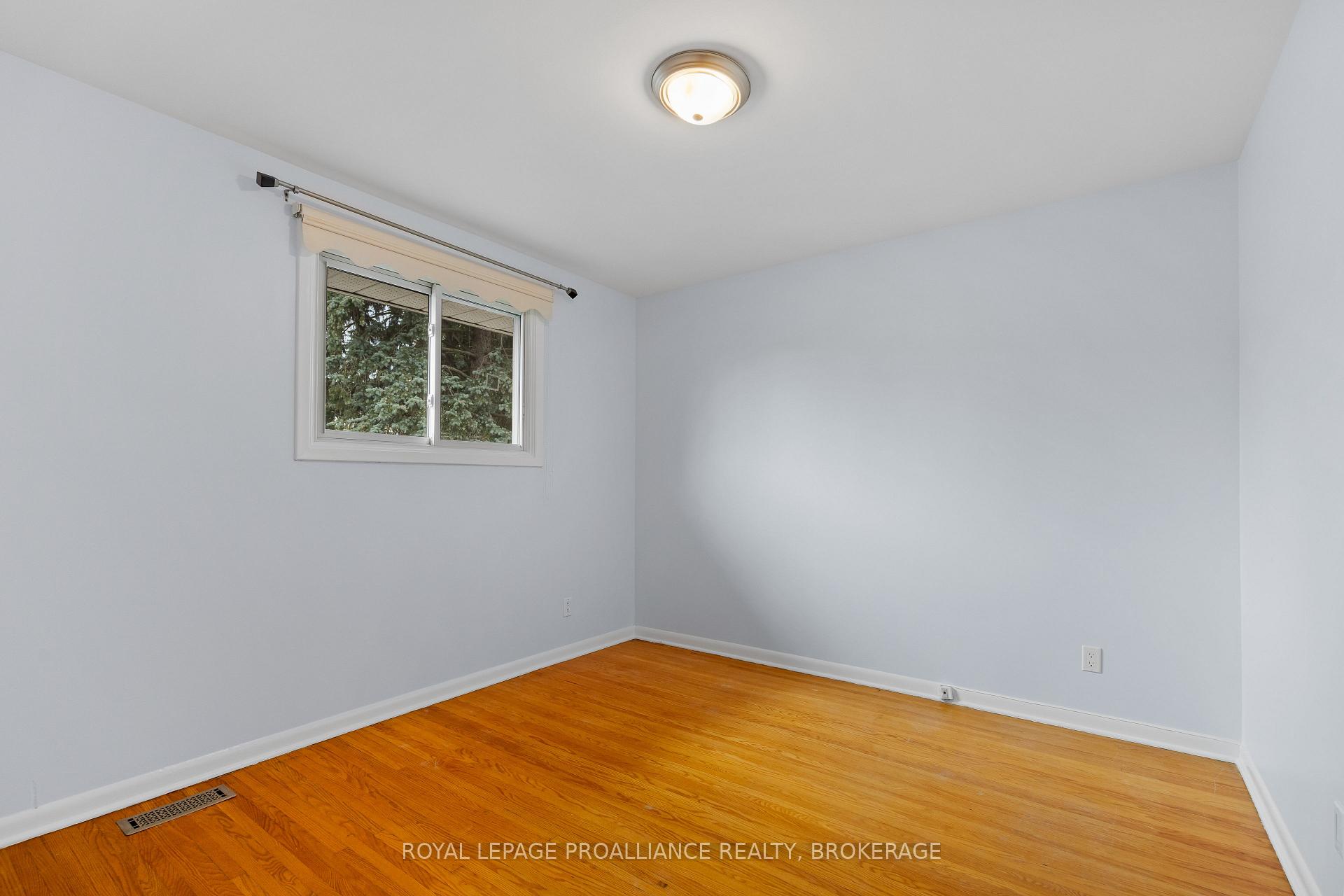 Photo 20 of 350 Norman Rogers Drive, Kingston, Central City West — HOMEH