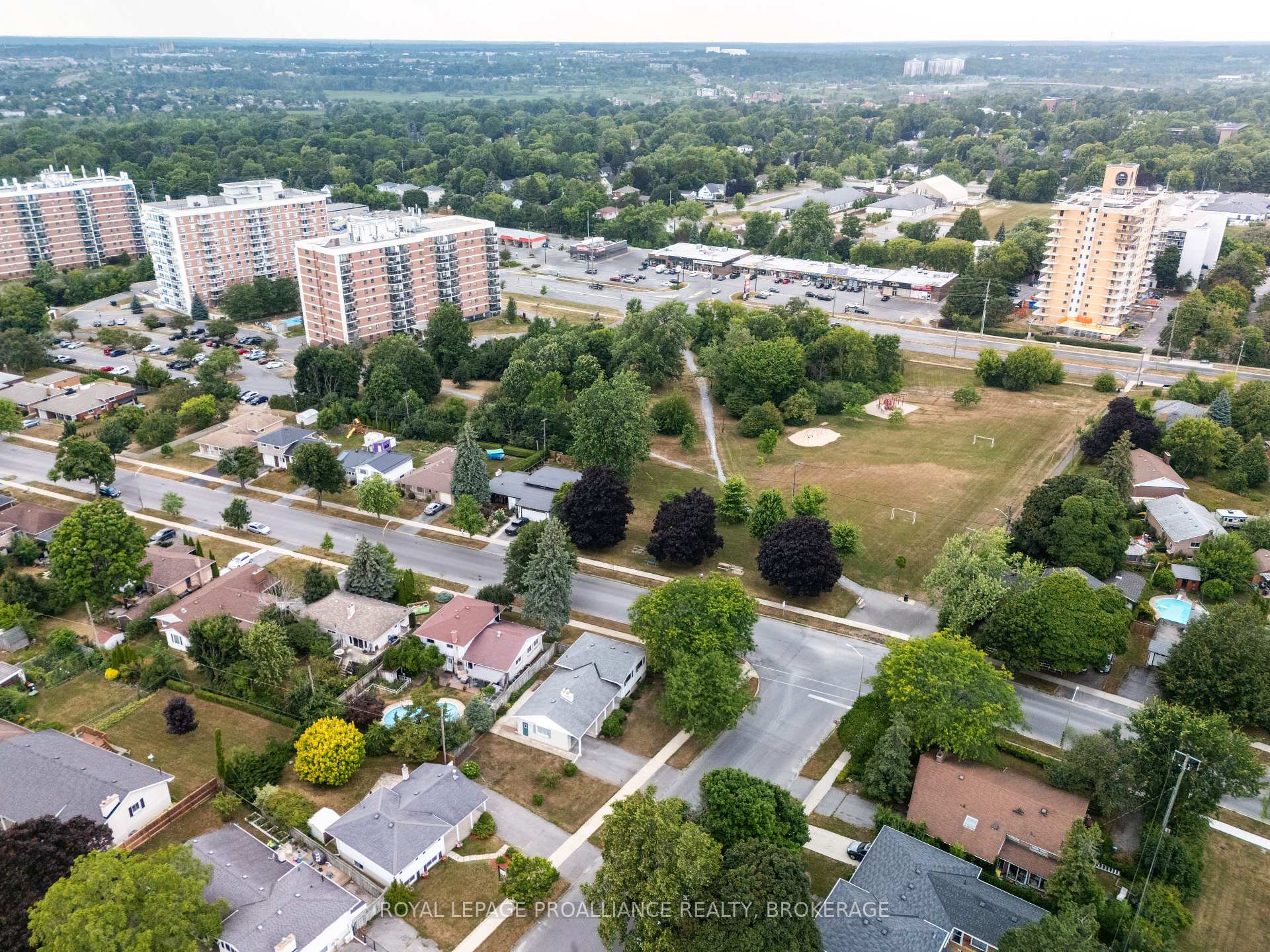 Photo 47 of 350 Norman Rogers Drive, Kingston, Central City West — HOMEH