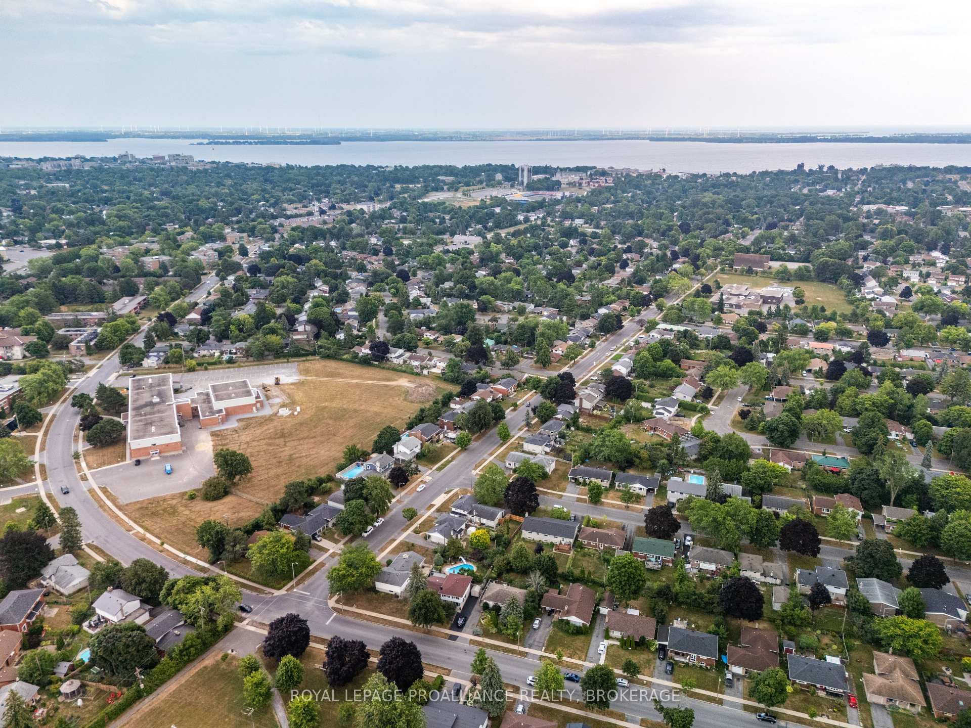 Photo 48 of 350 Norman Rogers Drive, Kingston, Central City West — HOMEH