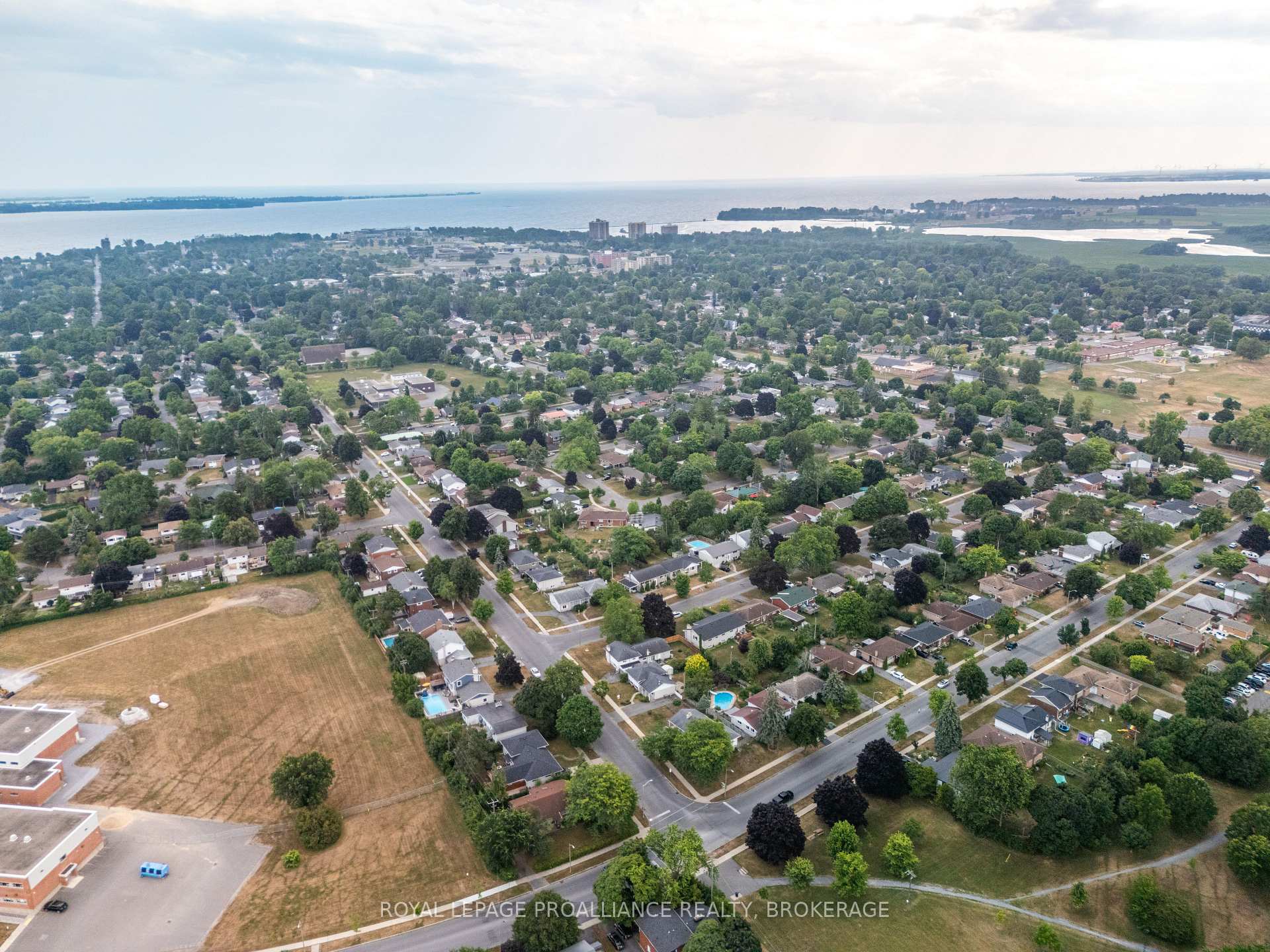 Photo 49 of 350 Norman Rogers Drive, Kingston, Central City West — HOMEH
