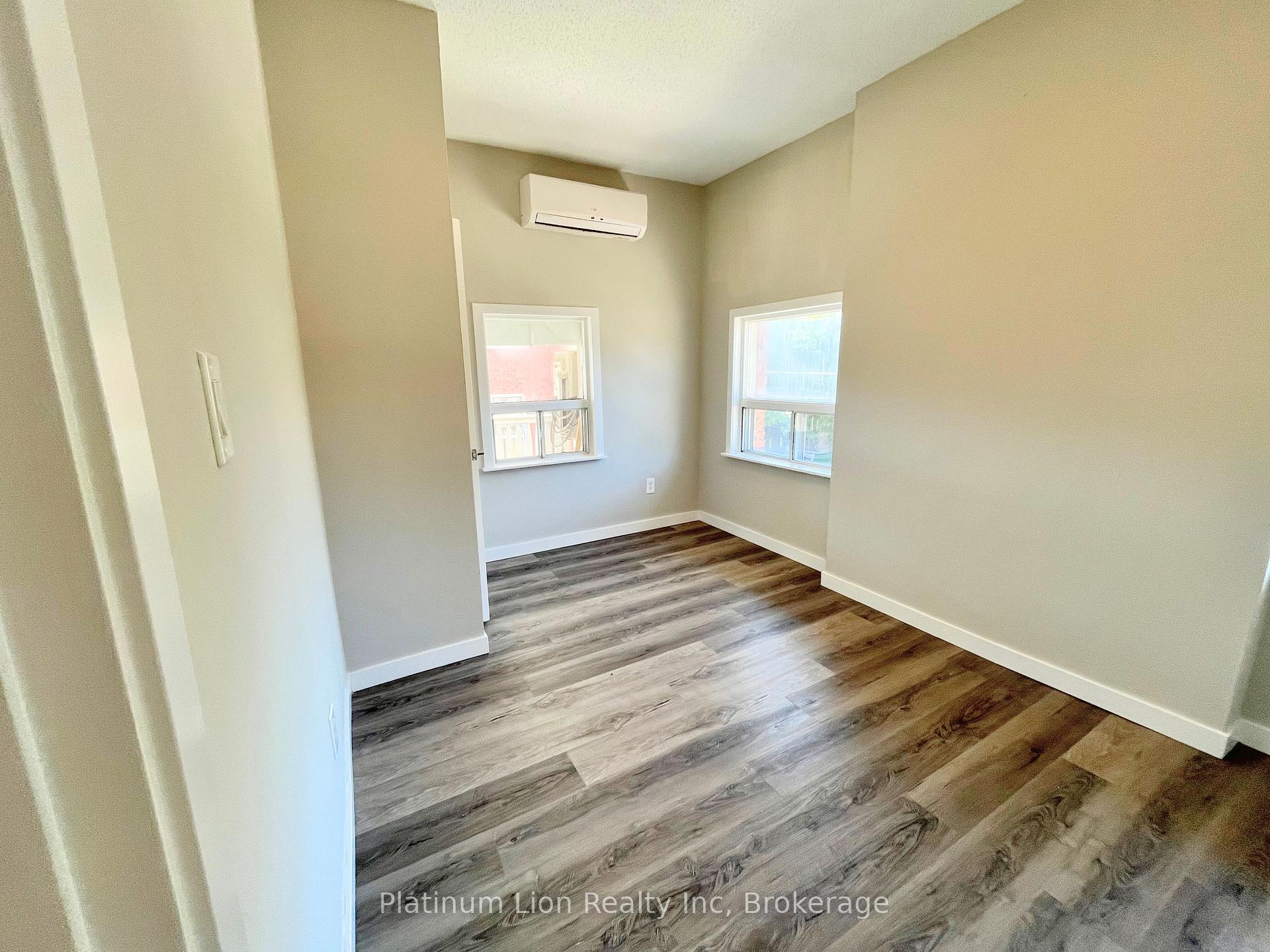Photo 4 of Unit 7, 117 Park Street S, Hamilton, Durand — HOMEH