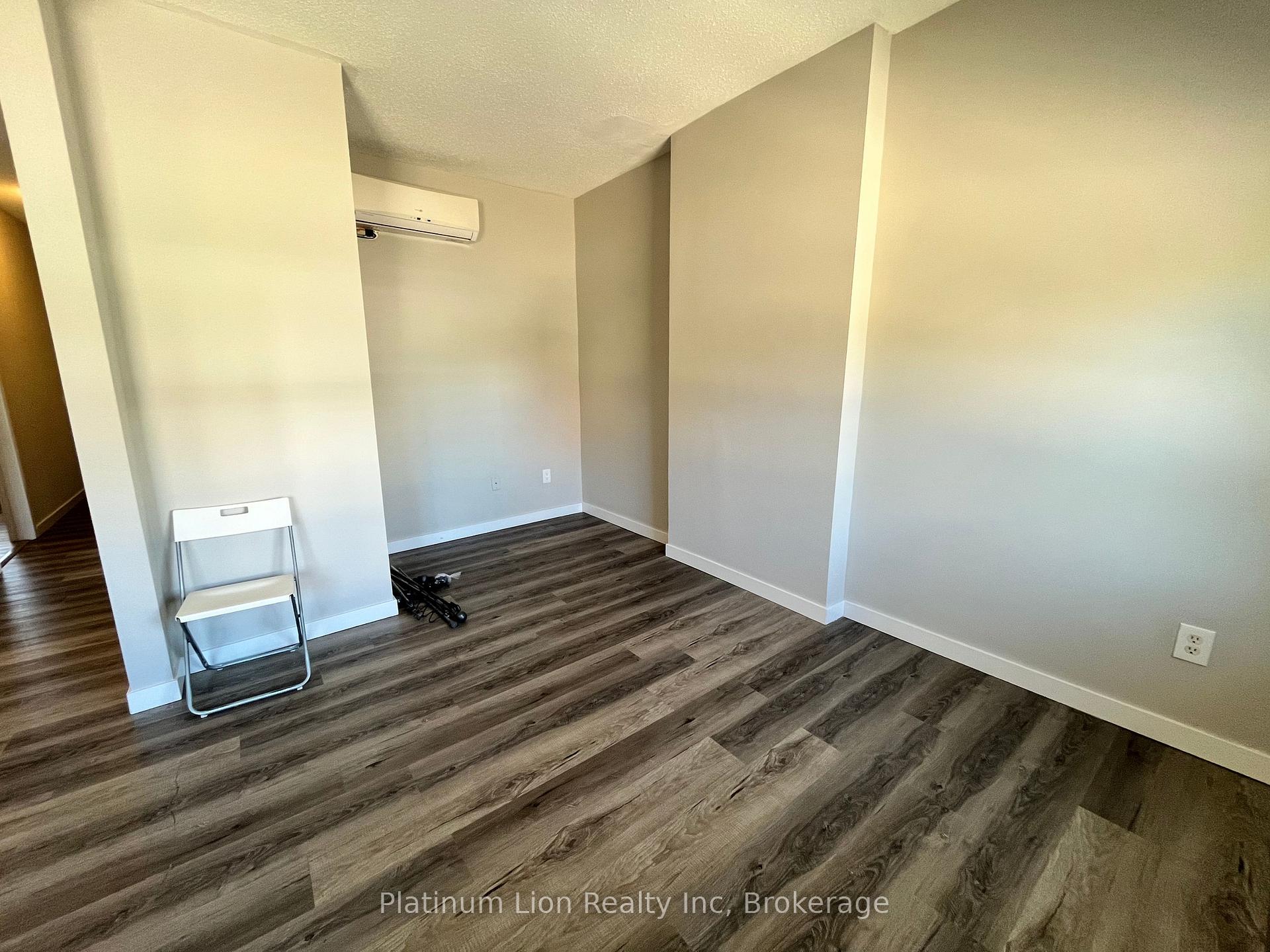 Photo 13 of Unit 7, 117 Park Street S, Hamilton, Durand — HOMEH