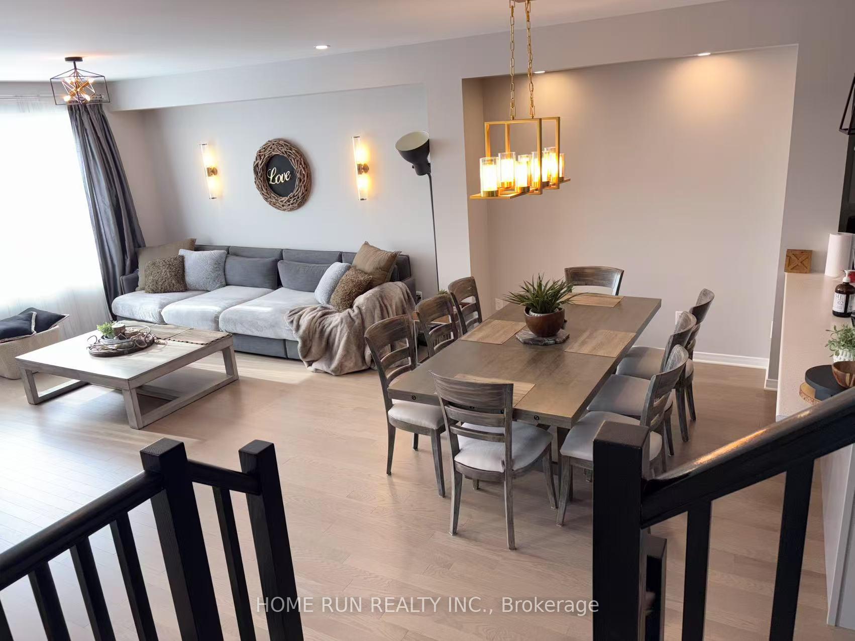 Photo 6 of 870 Paseana Place E, Ottawa, Kanata - Emerald Meadows/Trailwest — HOMEH