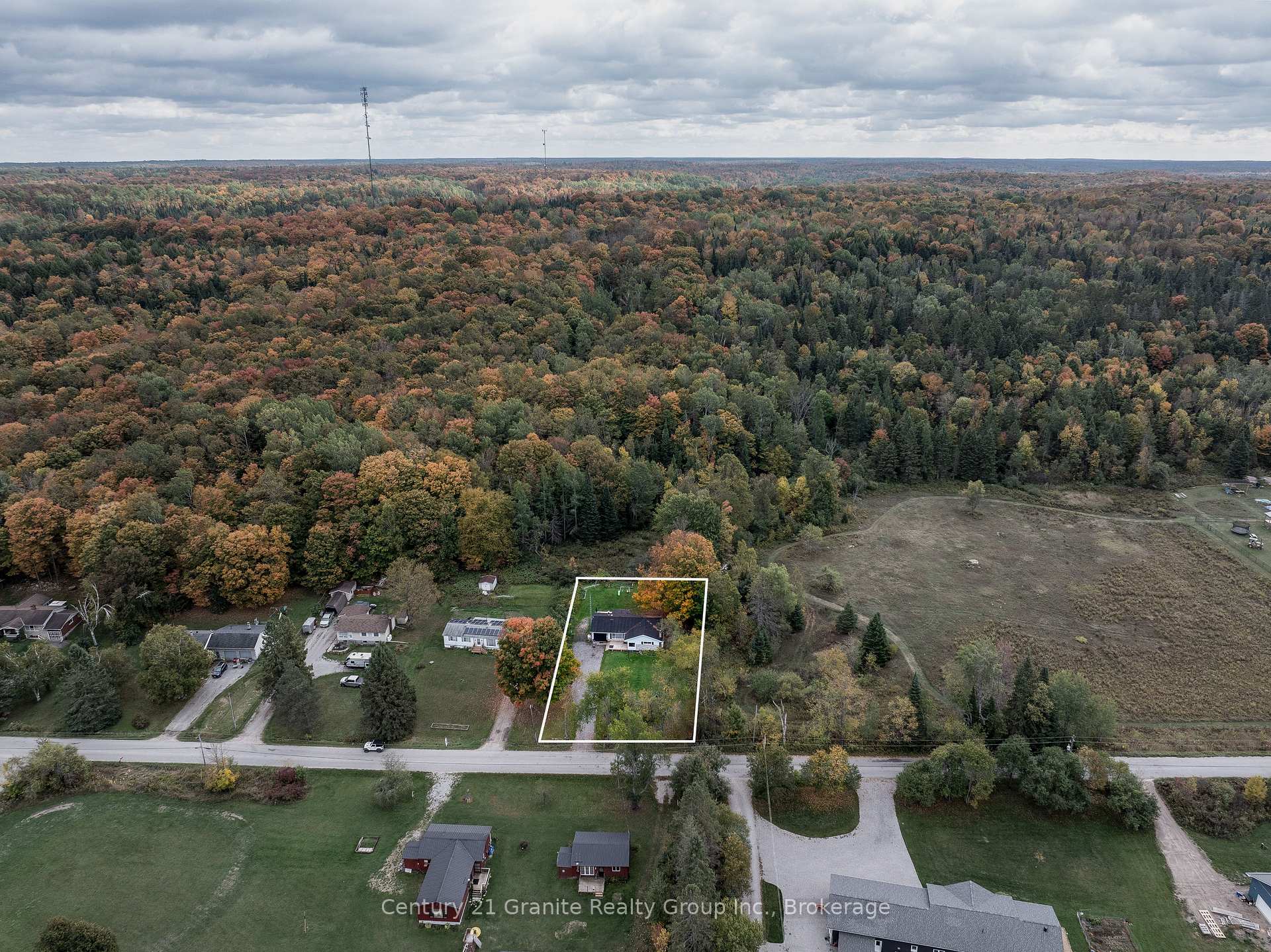 Photo 27 of 1229 Spring Valley Road, Minden Hills, Lutterworth — HOMEH