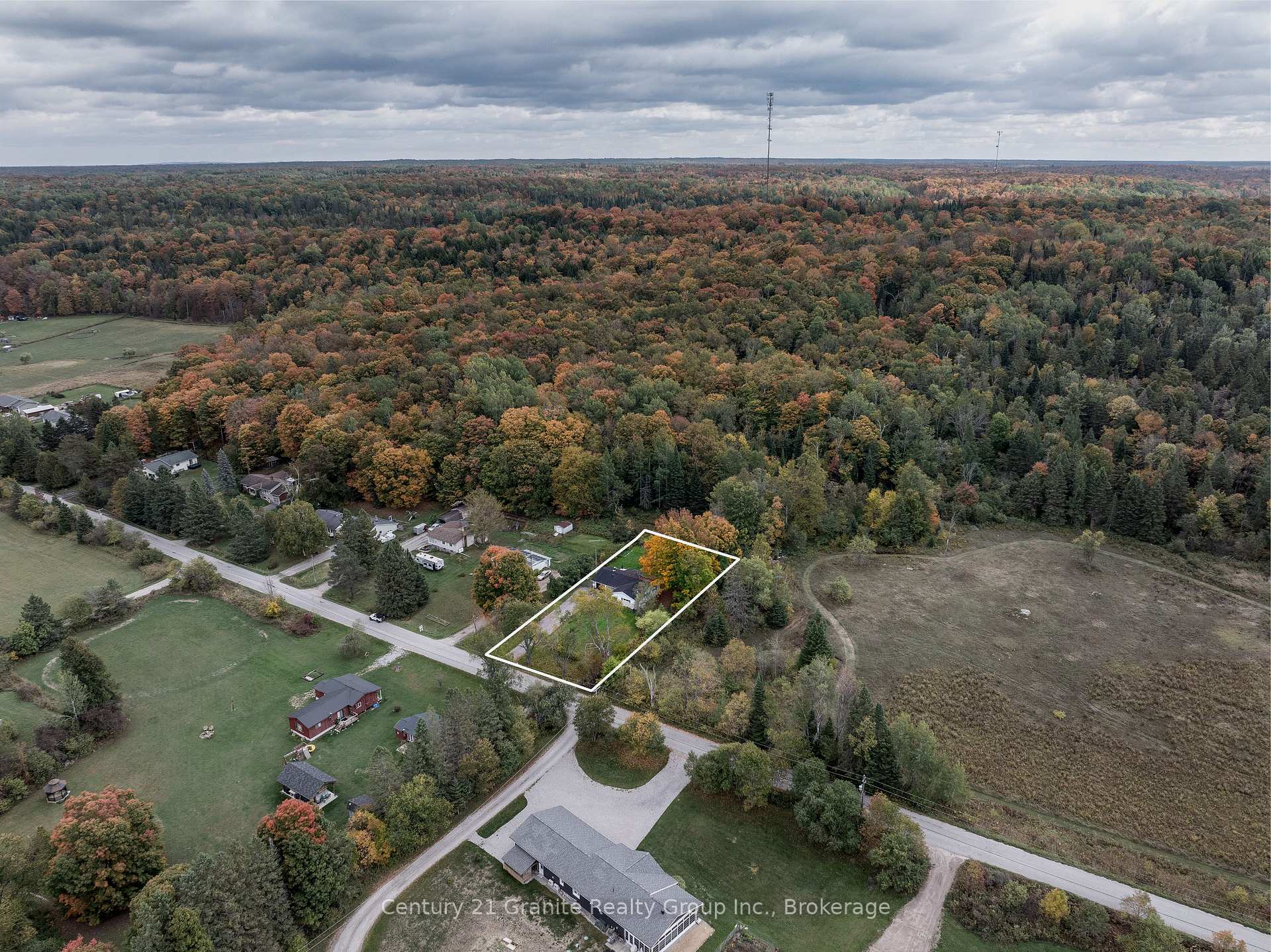 Photo 38 of 1229 Spring Valley Road, Minden Hills, Lutterworth — HOMEH