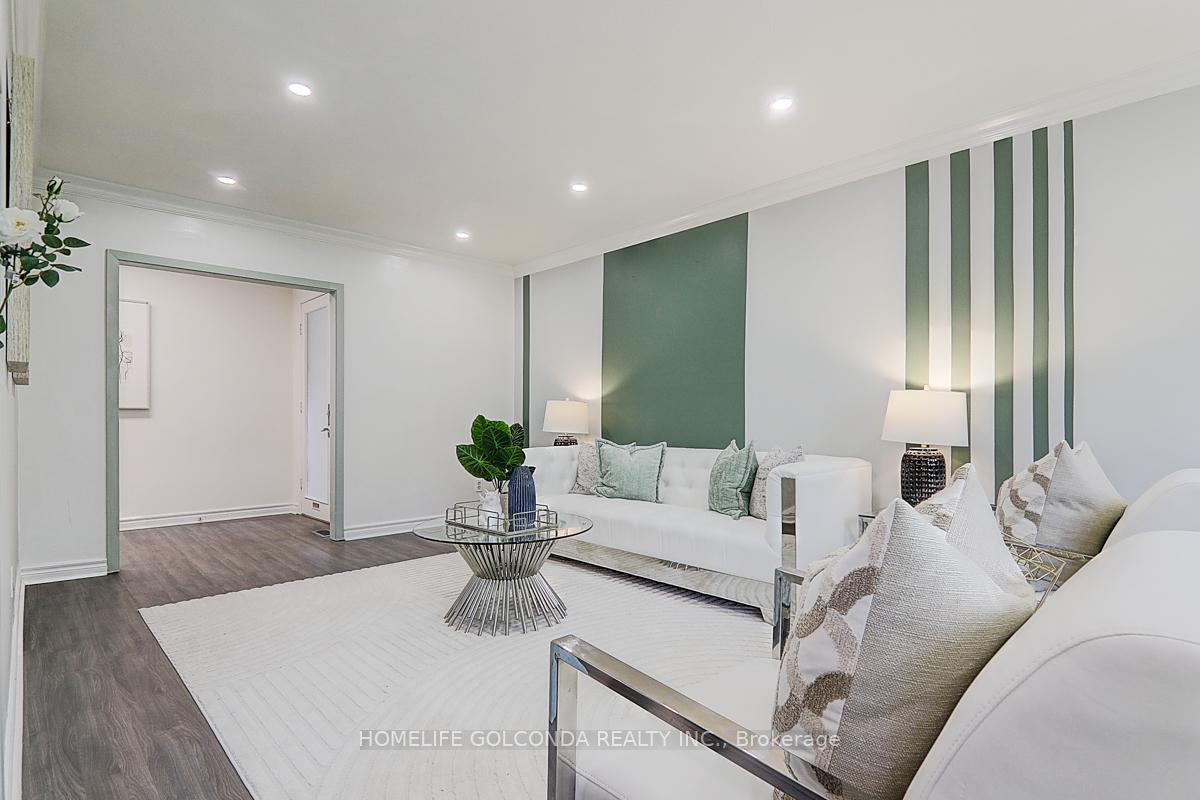 Photo 17 of 21 Southdale Drive S, Markham, Bullock — HOMEH