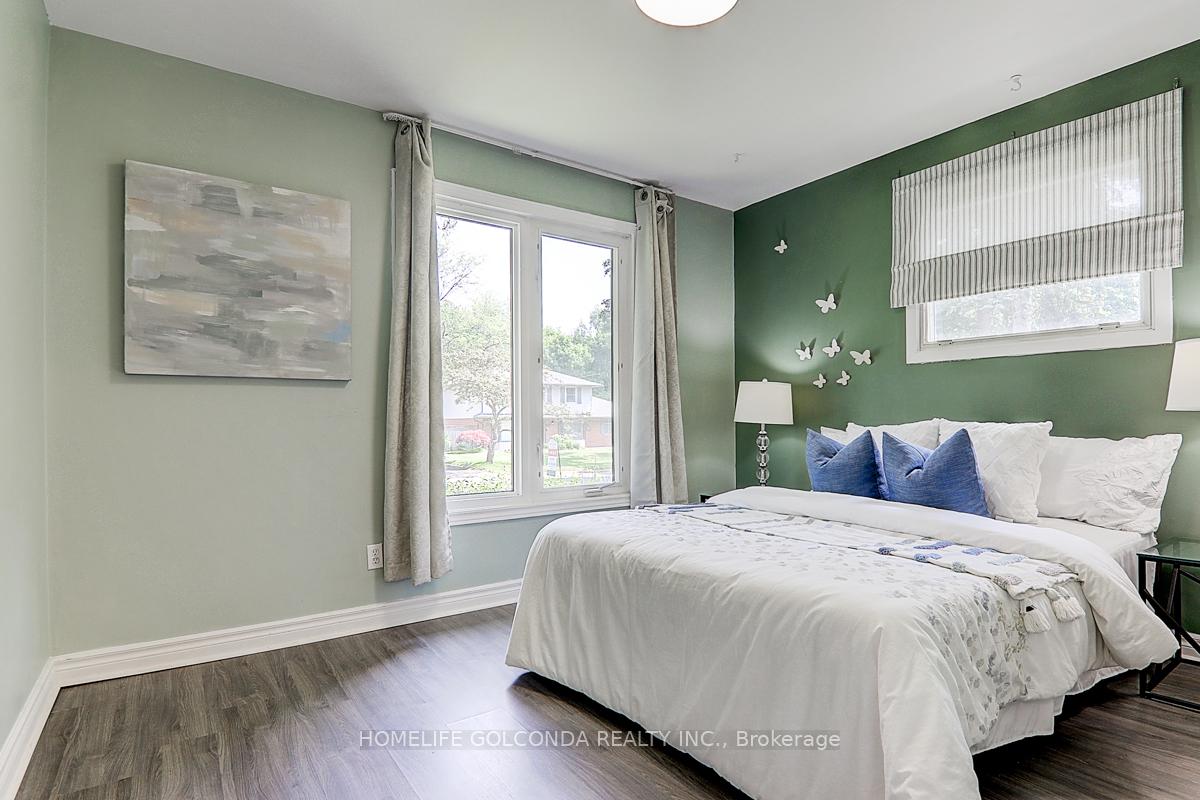 Photo 28 of 21 Southdale Drive S, Markham, Bullock — HOMEH