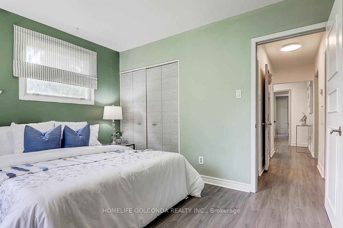 Photo 29 of 21 Southdale Drive S, Markham, Bullock — HOMEH