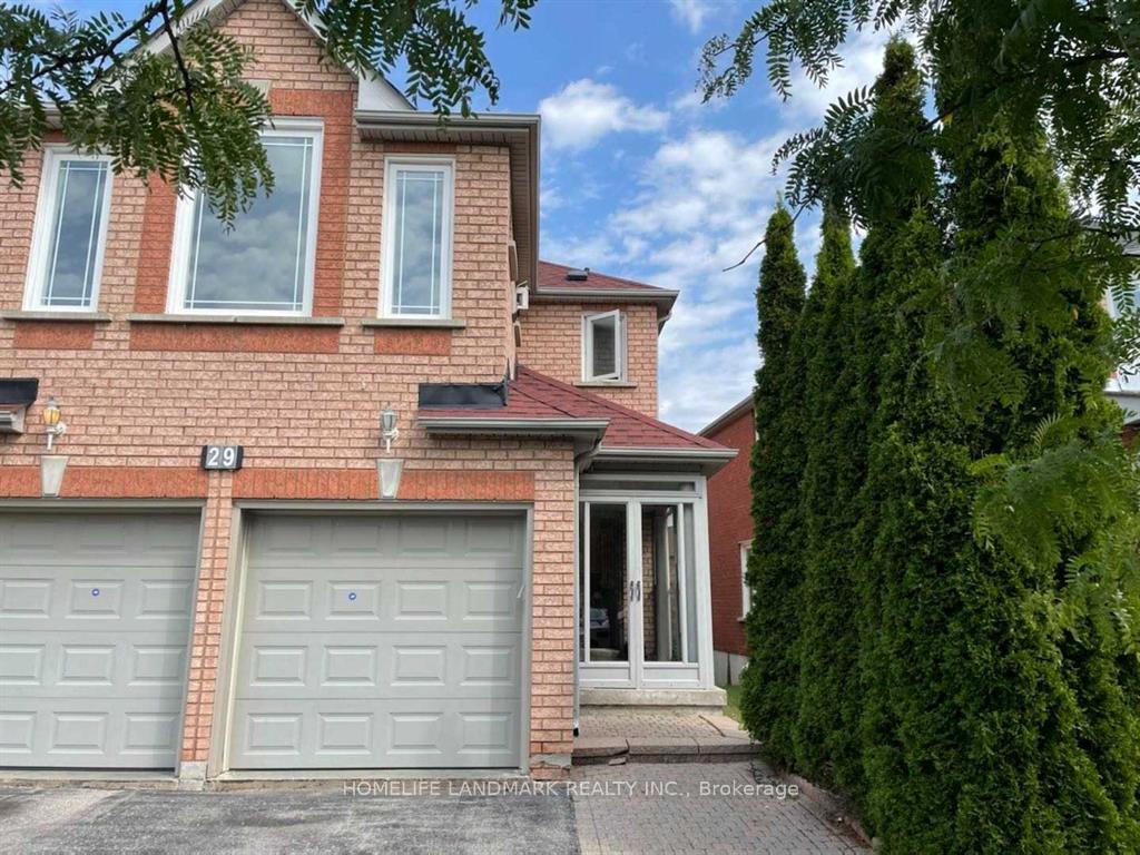 Photo 2 of 29 Stanley Lane, Markham, Middlefield — HOMEH