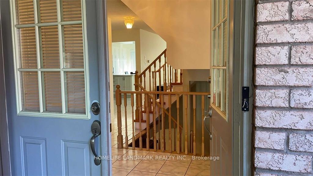 Photo 5 of 29 Stanley Lane, Markham, Middlefield — HOMEH