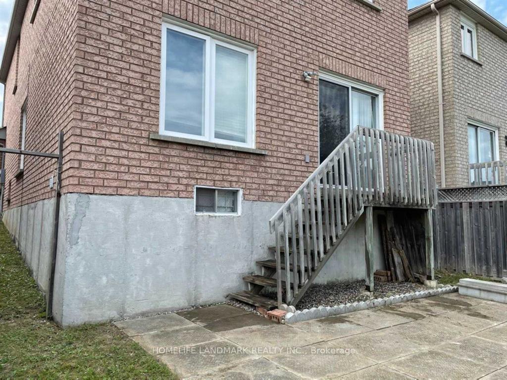 Photo 29 of 29 Stanley Lane, Markham, Middlefield — HOMEH