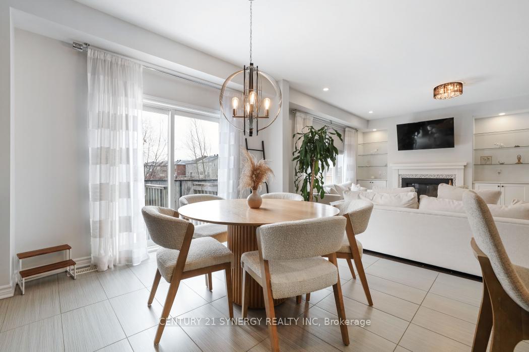 Photo 11 of 110 Westphalian Avenue, Ottawa, Kanata - Emerald Meadows/Trailwest — HOMEH