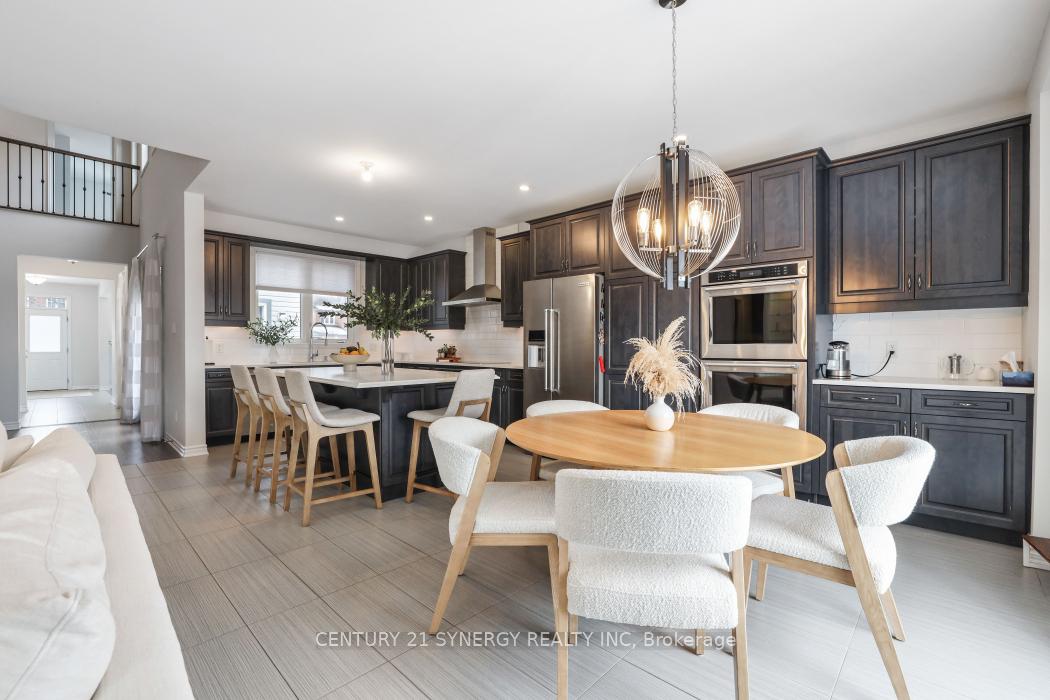 Photo 12 of 110 Westphalian Avenue, Ottawa, Kanata - Emerald Meadows/Trailwest — HOMEH