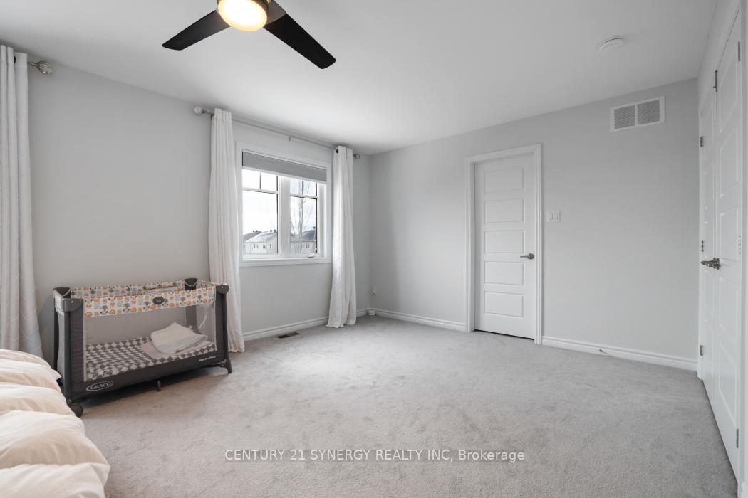 Photo 19 of 110 Westphalian Avenue, Ottawa, Kanata - Emerald Meadows/Trailwest — HOMEH