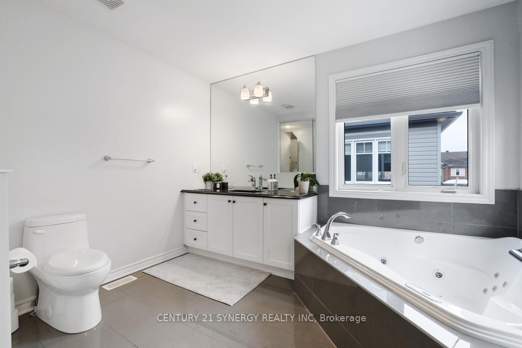 Photo 20 of 110 Westphalian Avenue, Ottawa, Kanata - Emerald Meadows/Trailwest — HOMEH