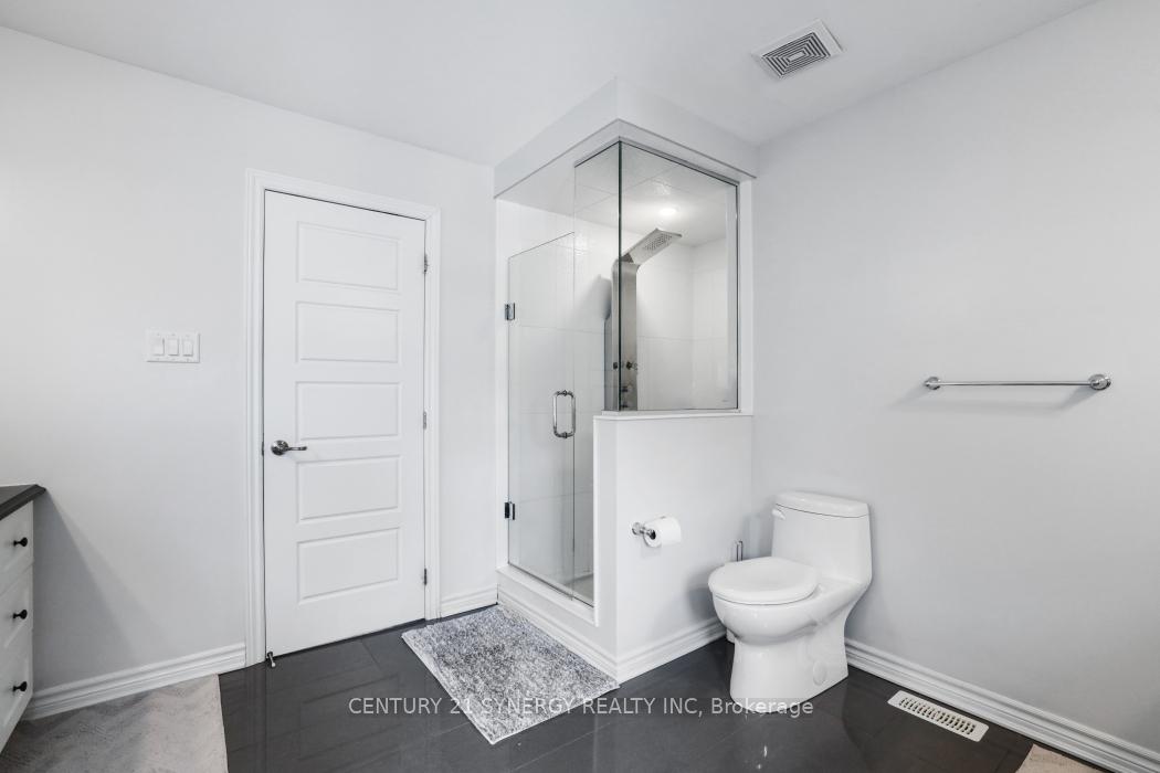 Photo 22 of 110 Westphalian Avenue, Ottawa, Kanata - Emerald Meadows/Trailwest — HOMEH