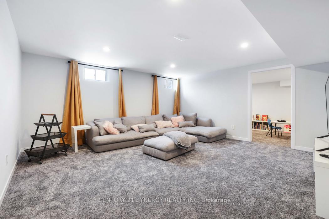 Photo 30 of 110 Westphalian Avenue, Ottawa, Kanata - Emerald Meadows/Trailwest — HOMEH