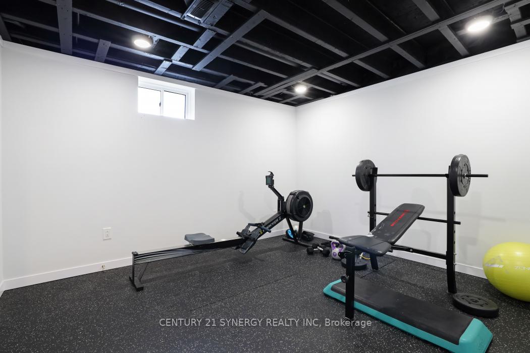 Photo 33 of 110 Westphalian Avenue, Ottawa, Kanata - Emerald Meadows/Trailwest — HOMEH