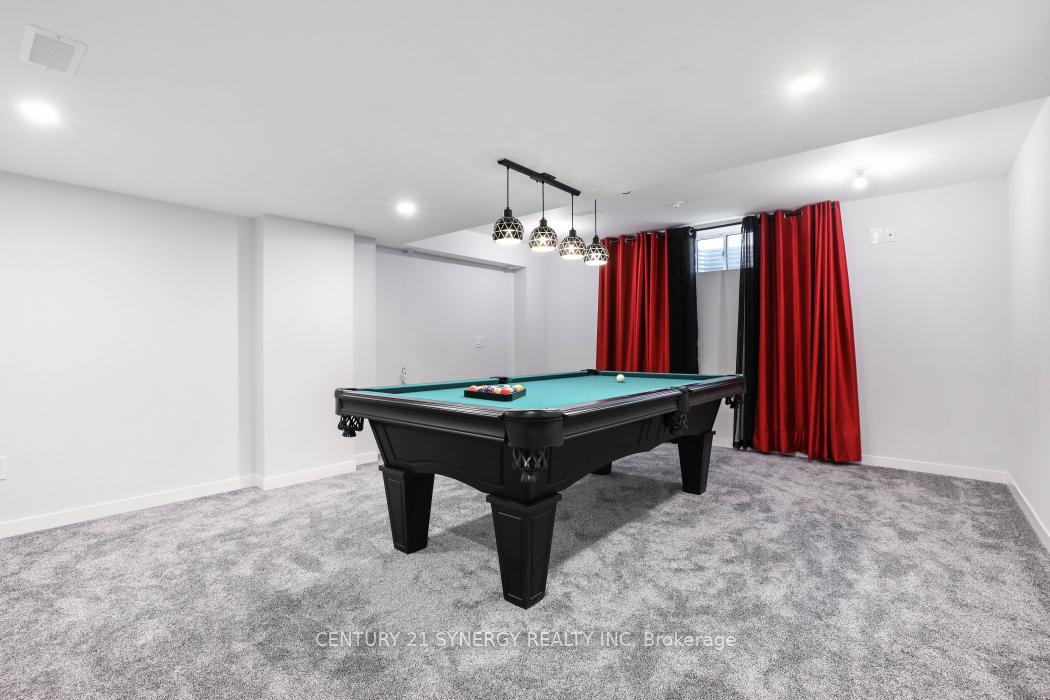 Photo 34 of 110 Westphalian Avenue, Ottawa, Kanata - Emerald Meadows/Trailwest — HOMEH