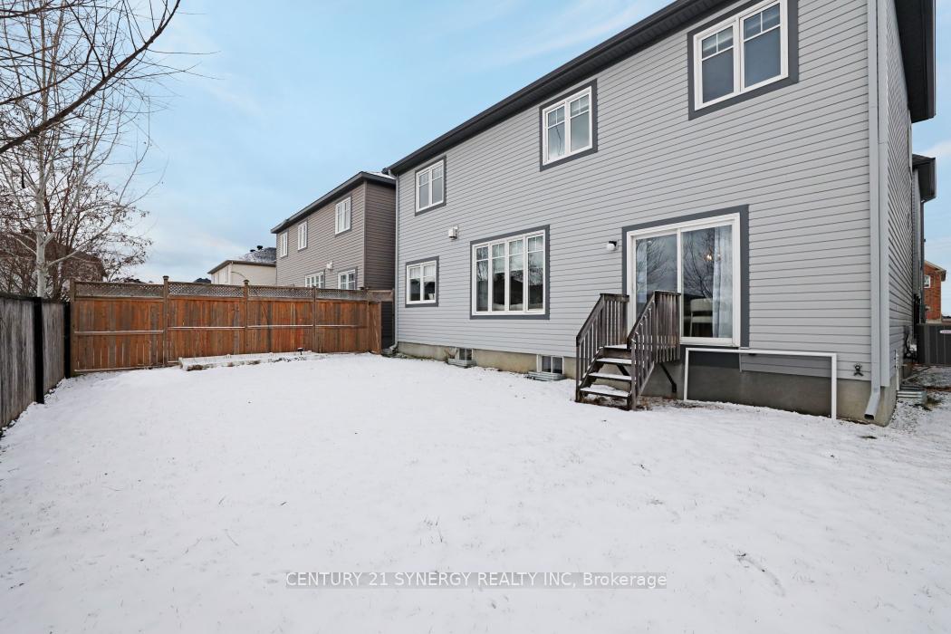 Photo 39 of 110 Westphalian Avenue, Ottawa, Kanata - Emerald Meadows/Trailwest — HOMEH