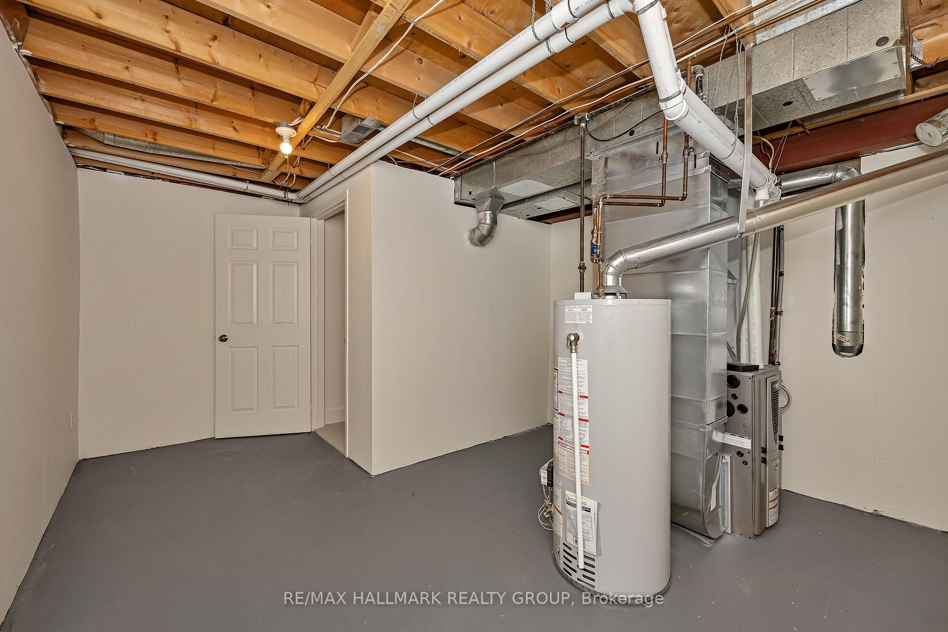 Photo 40 of 698 Malibu Terrace, Ottawa, Courtland Park — HOMEH