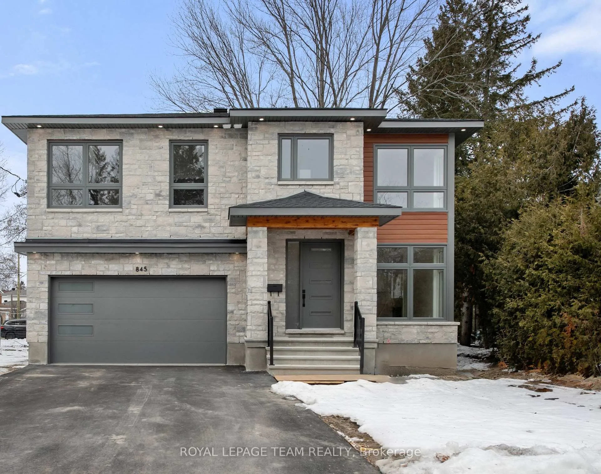 Front of 845 Melfa Crescent