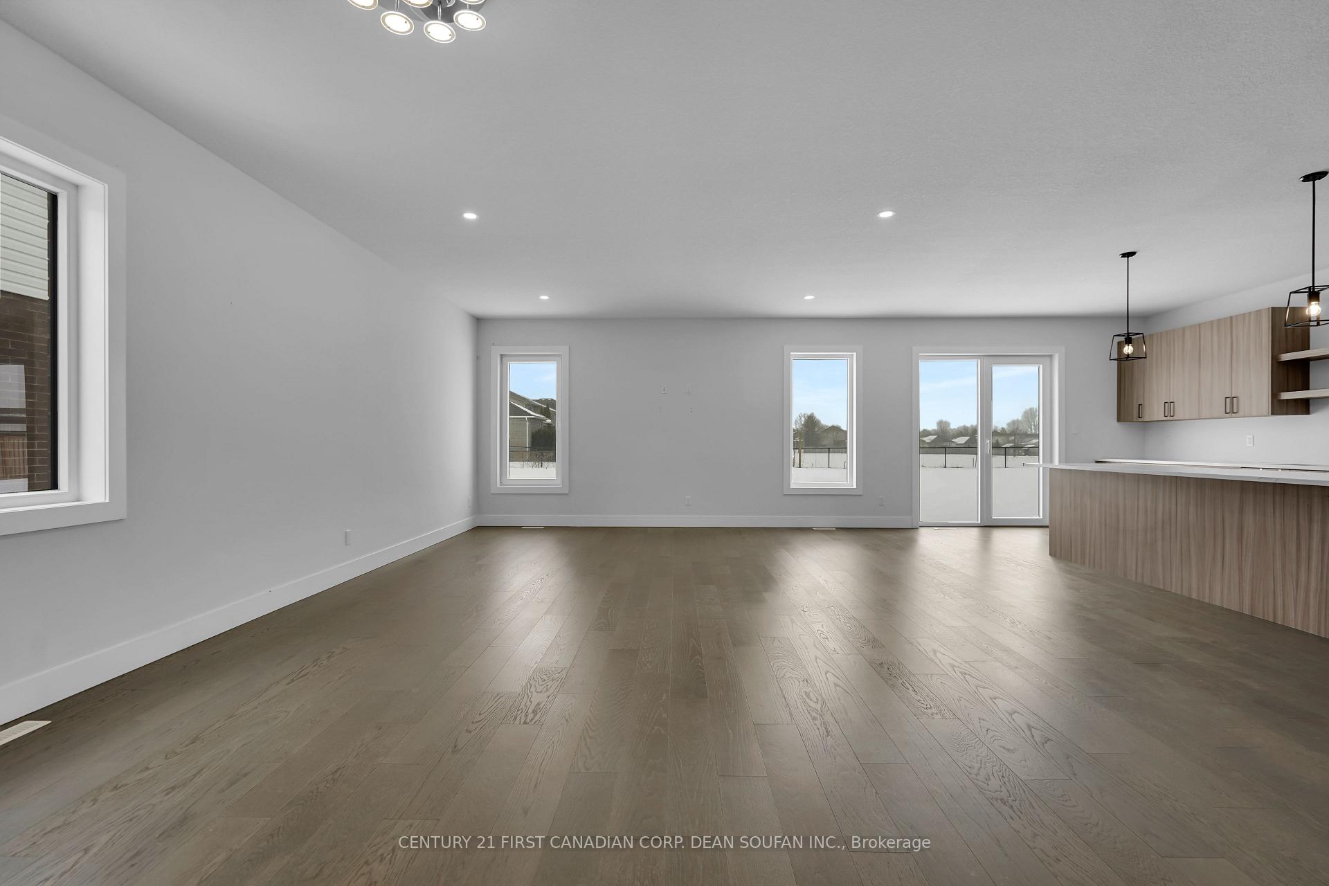 Photo 6 of 60 Poole Crescent, Middlesex Centre, Kilworth — HOMEH