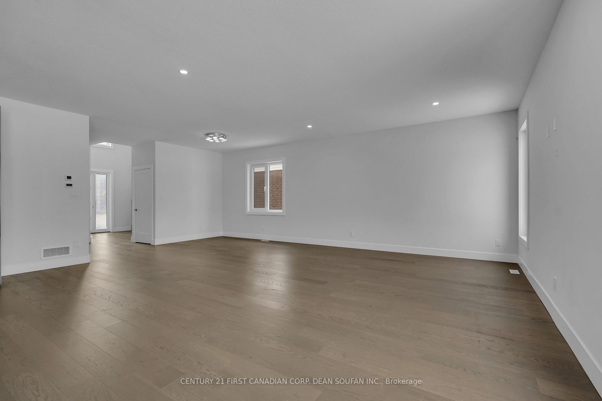 Photo 9 of 60 Poole Crescent, Middlesex Centre, Kilworth — HOMEH