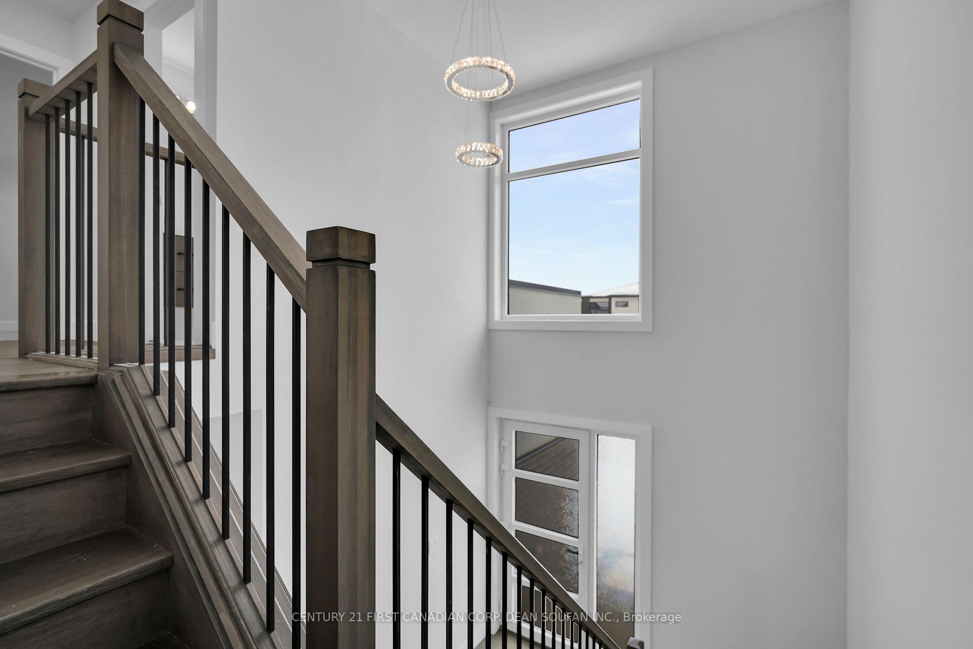 Photo 19 of 60 Poole Crescent, Middlesex Centre, Kilworth — HOMEH