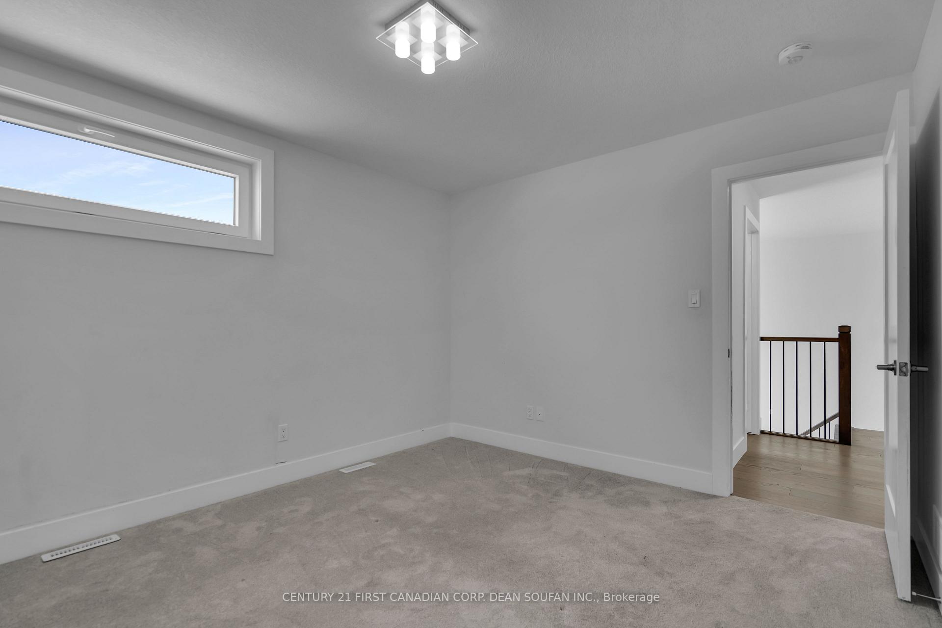 Photo 30 of 60 Poole Crescent, Middlesex Centre, Kilworth — HOMEH