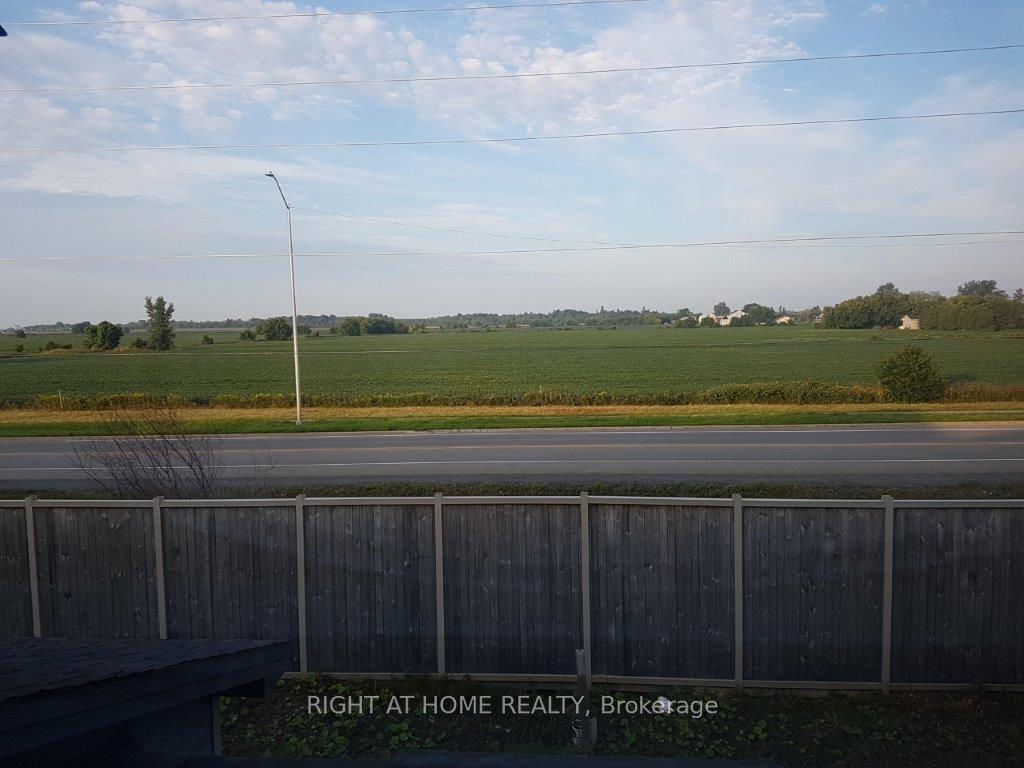 Photo 8 of 539 Rioja Street, Ottawa, Kanata - Emerald Meadows/Trailwest — HOMEH